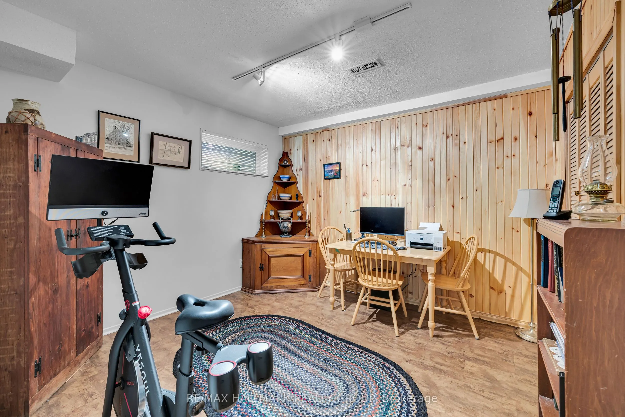 60 Greenfield Avenue, #1
