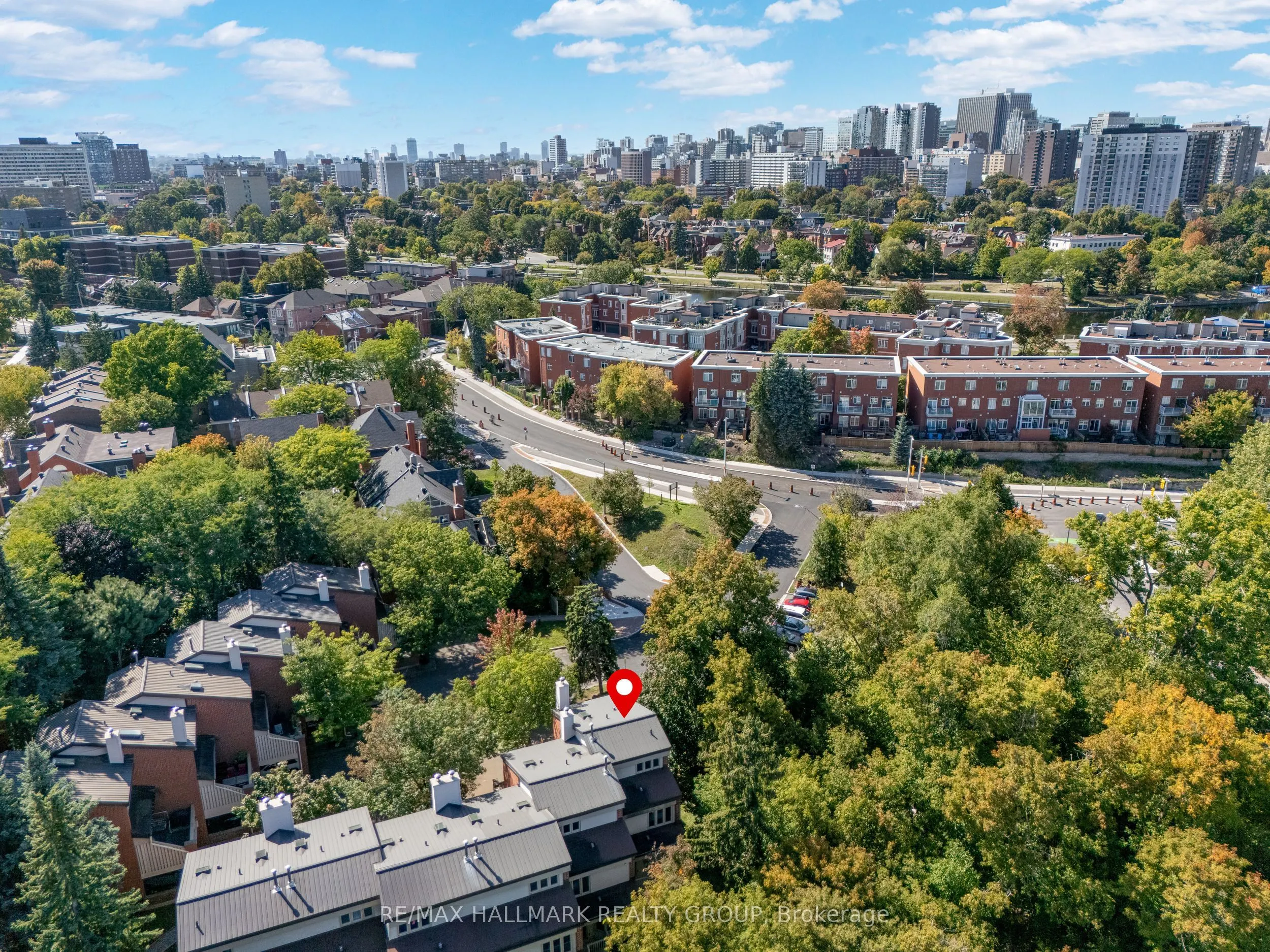 60 Greenfield Avenue, #1