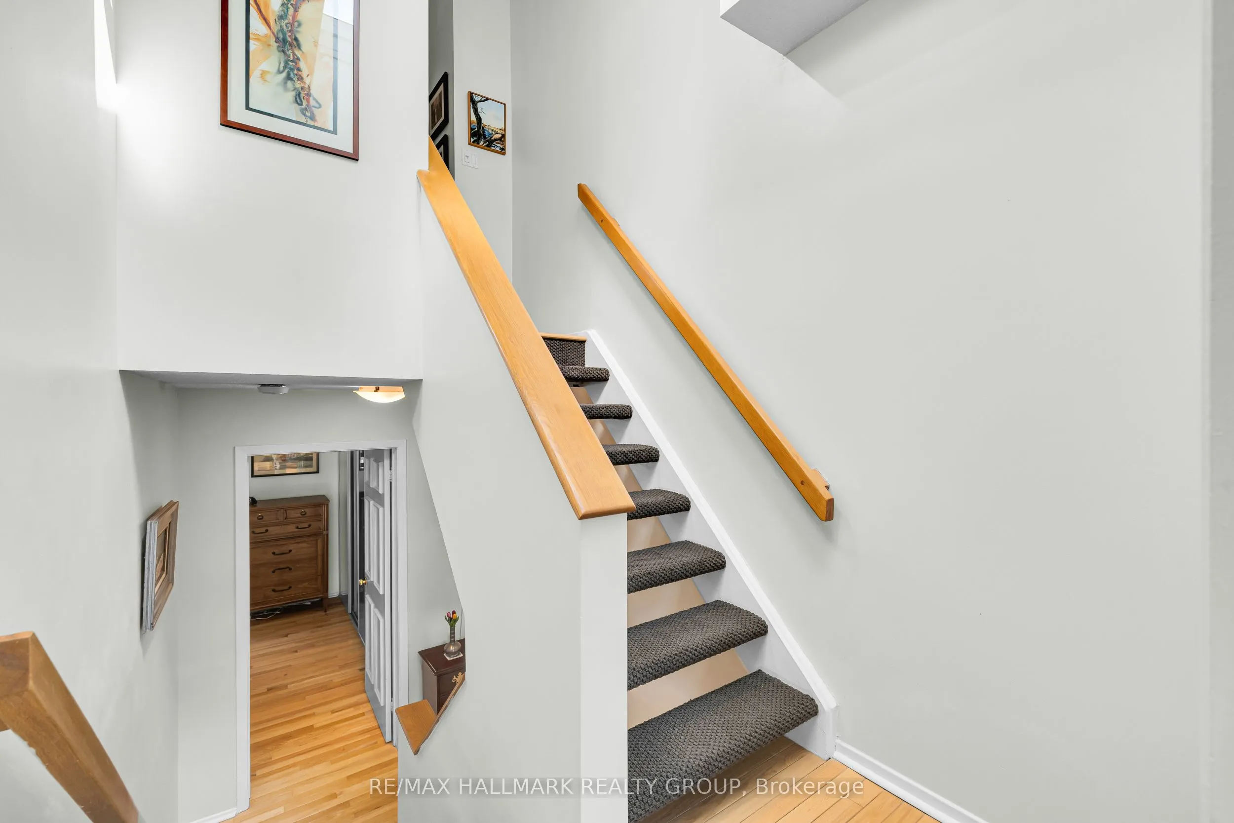 60 Greenfield Avenue, #1