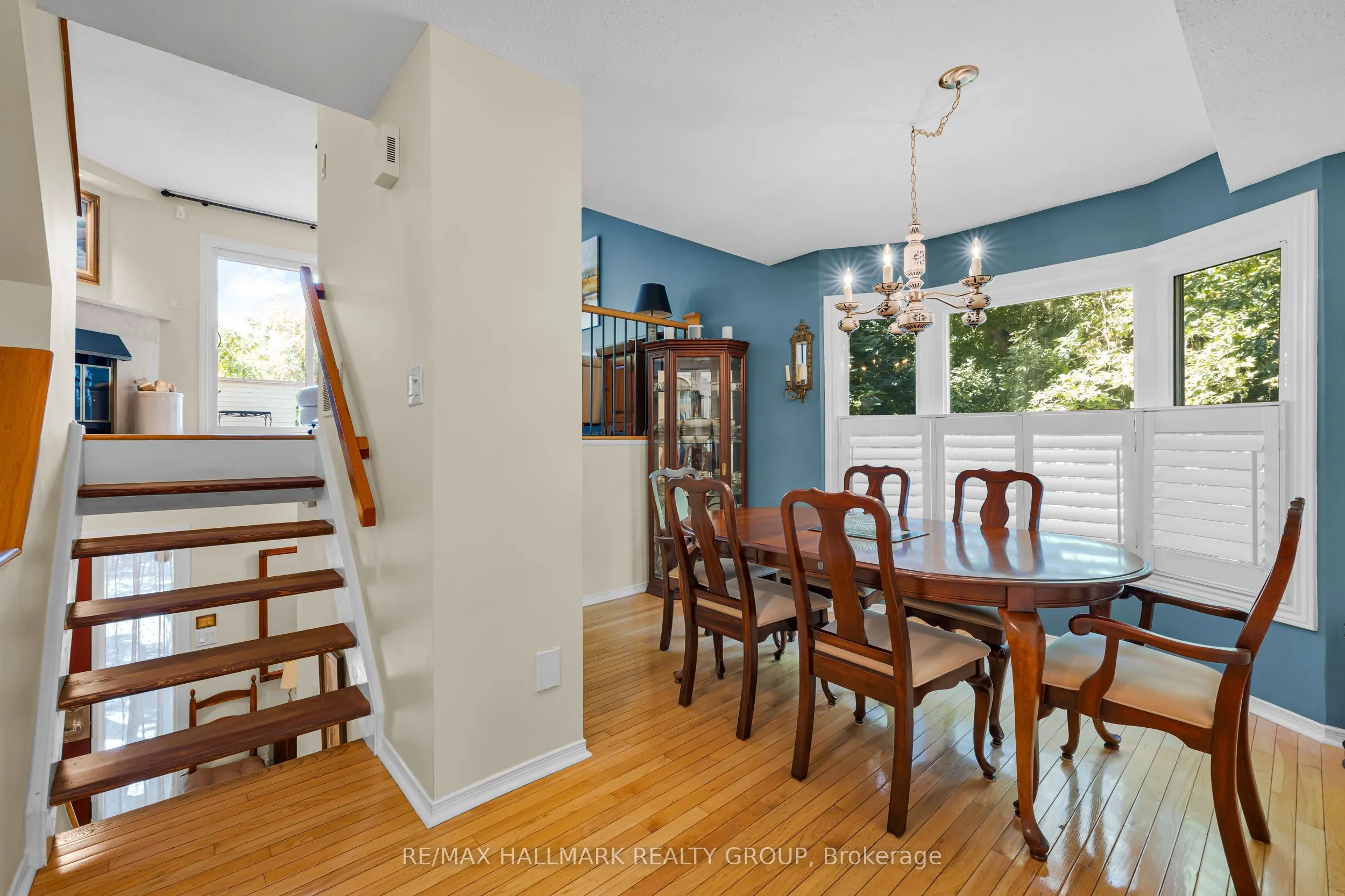 60 Greenfield Avenue, #1