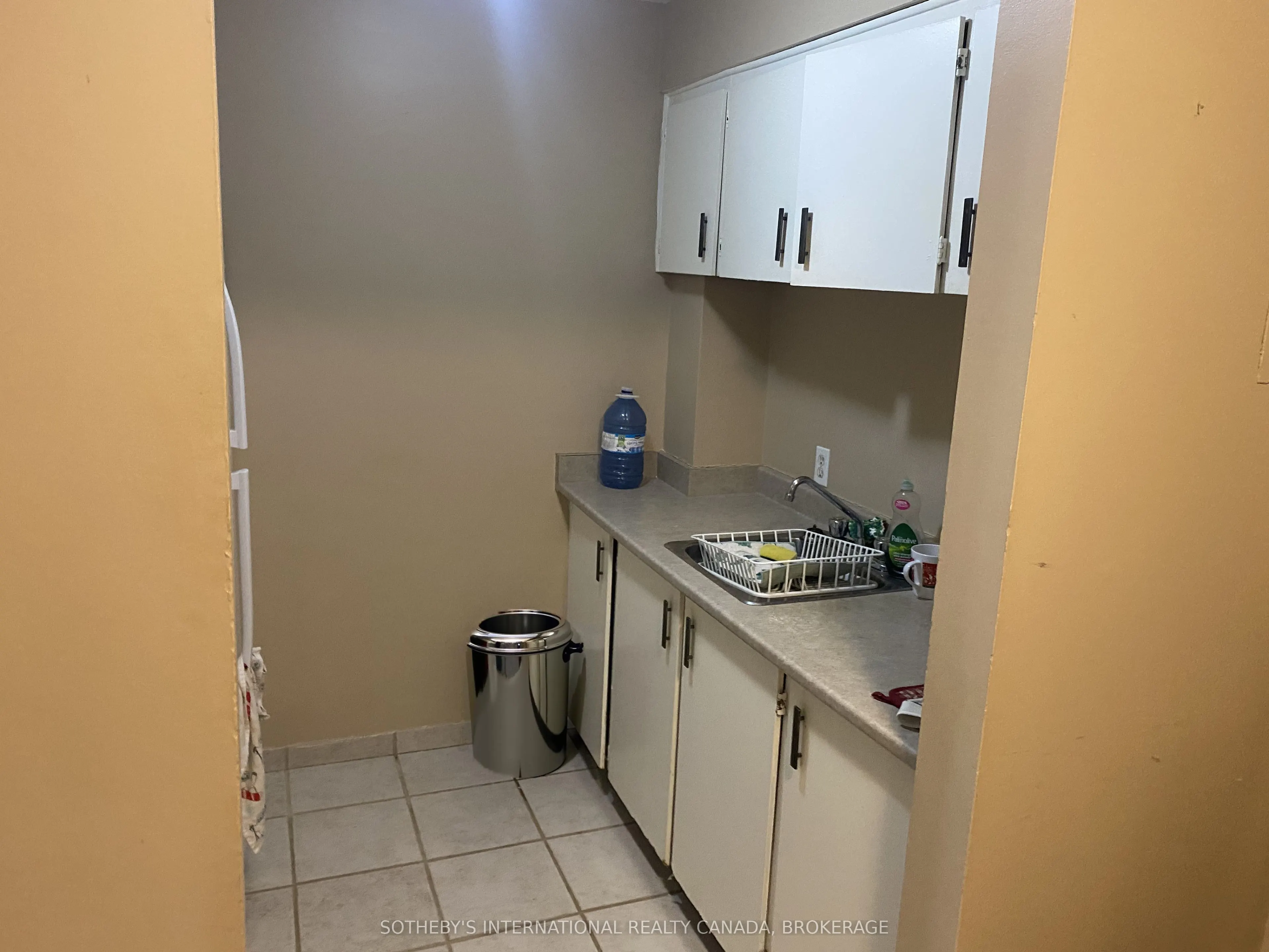 810 Kyle Court, #306