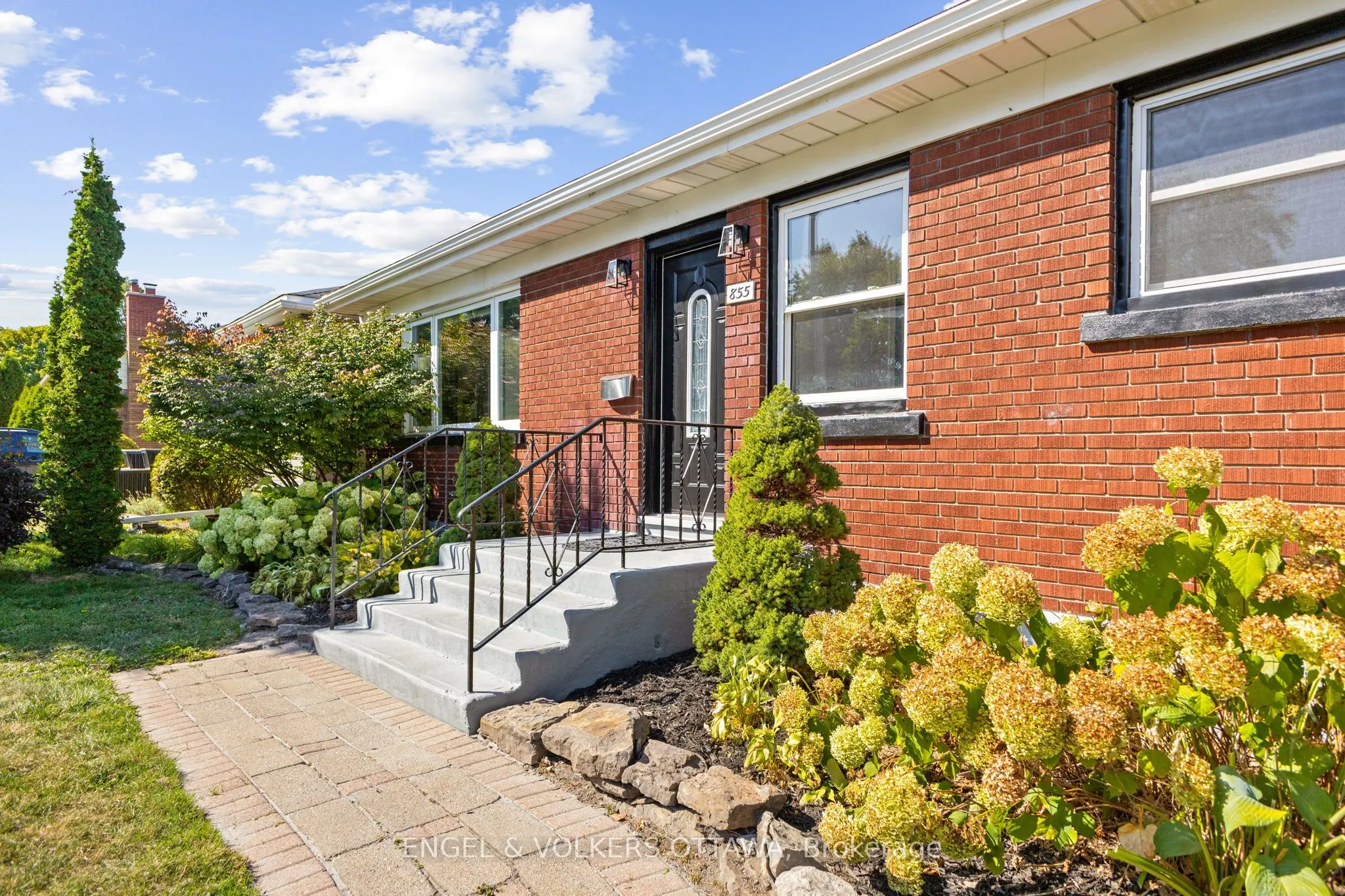 855 Weston Drive