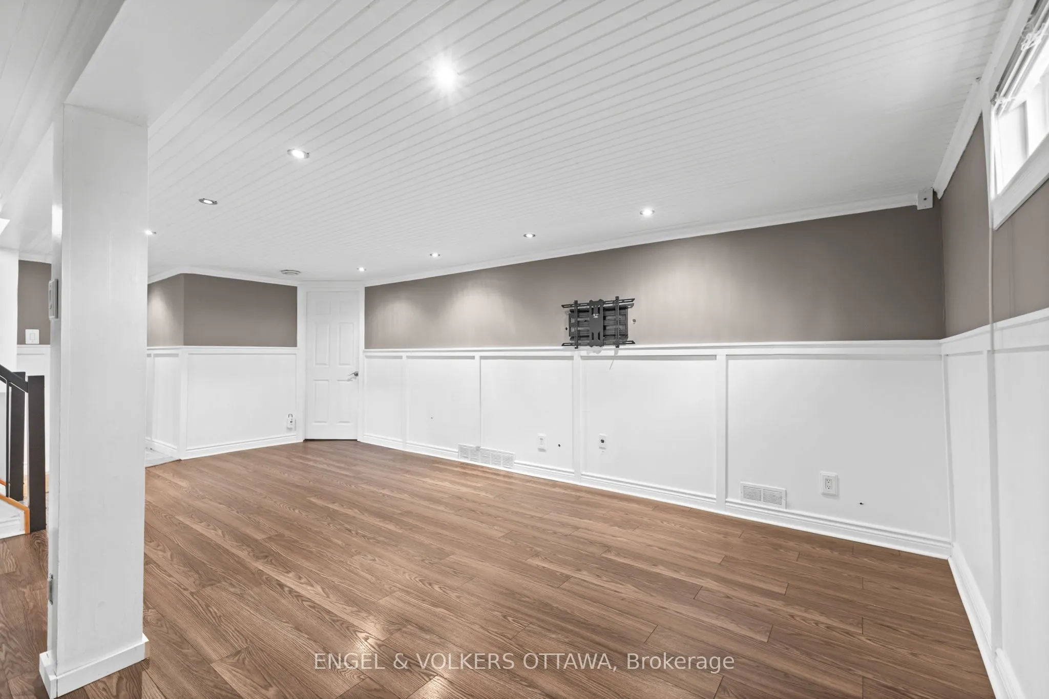 855 Weston Drive