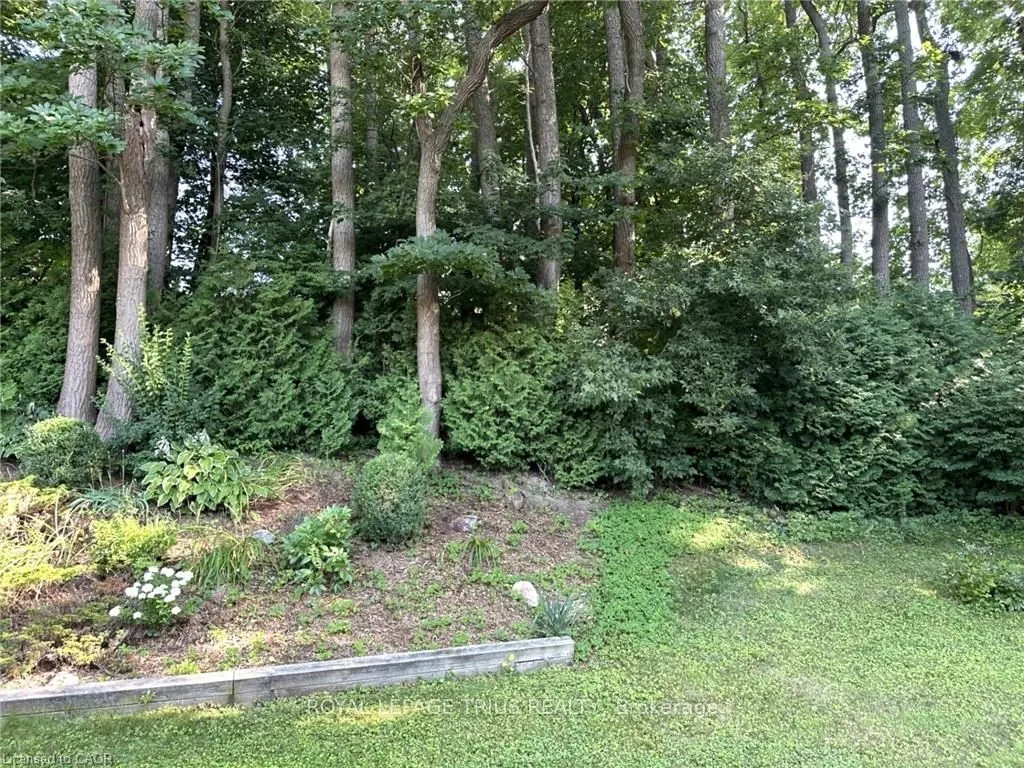 9 Eden Place