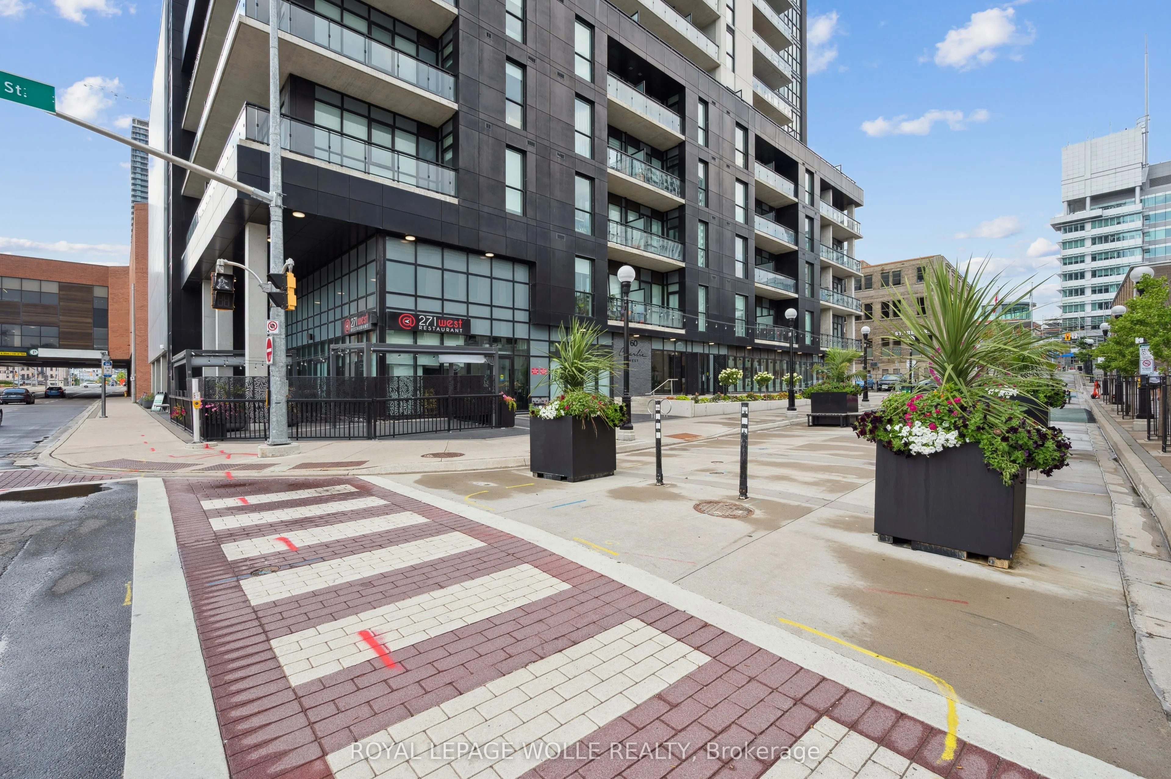 60 Charles Street W, #2405