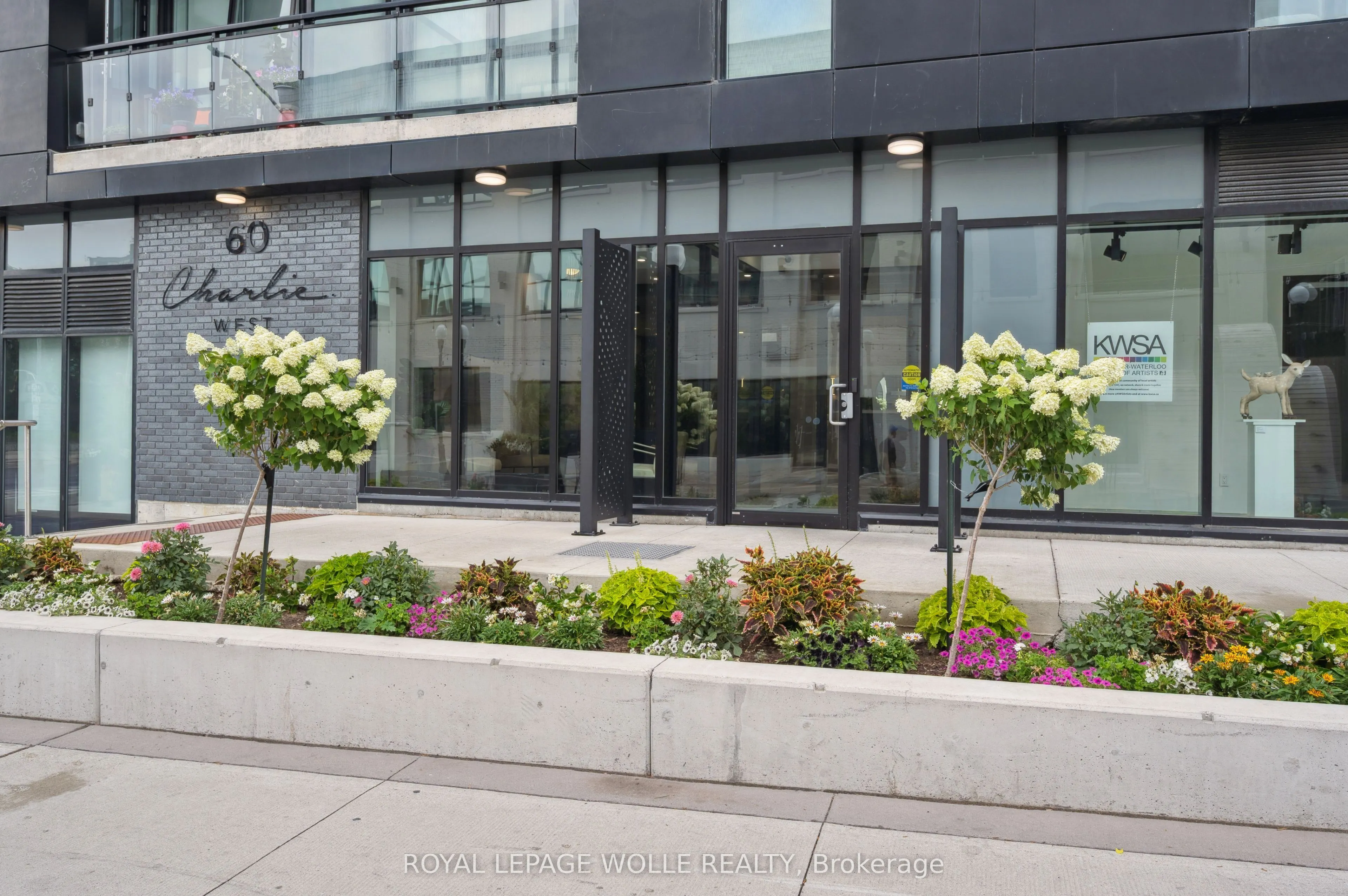 60 Charles Street W, #2405