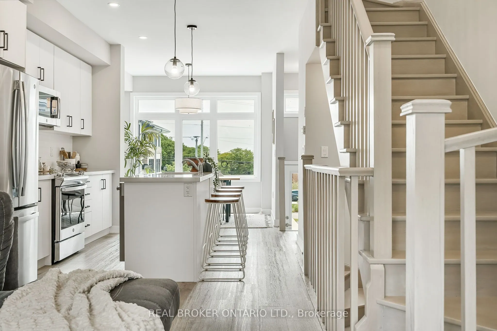 527 Shaver Road, #7