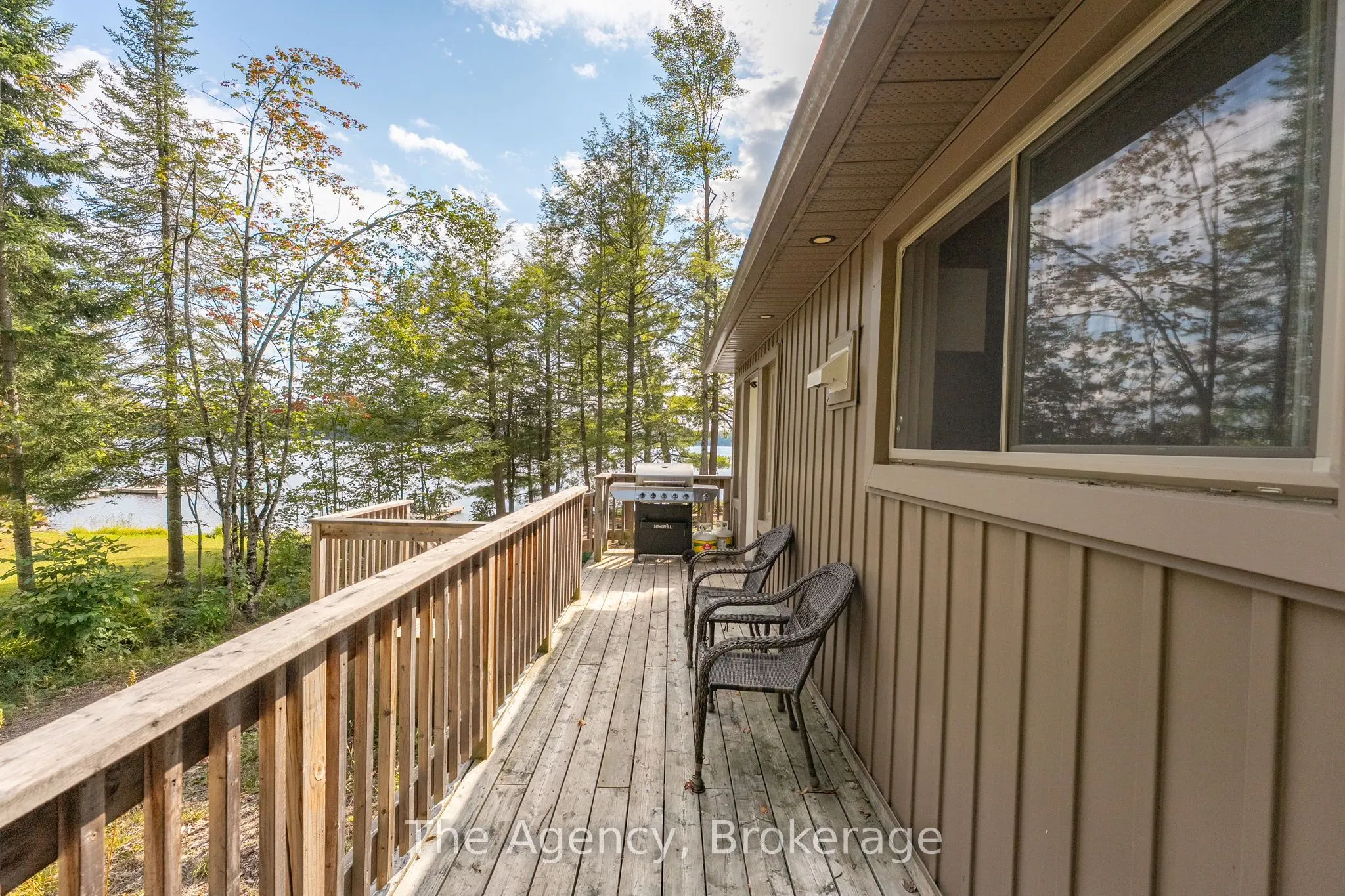 1032 Lakeshore Drive S
