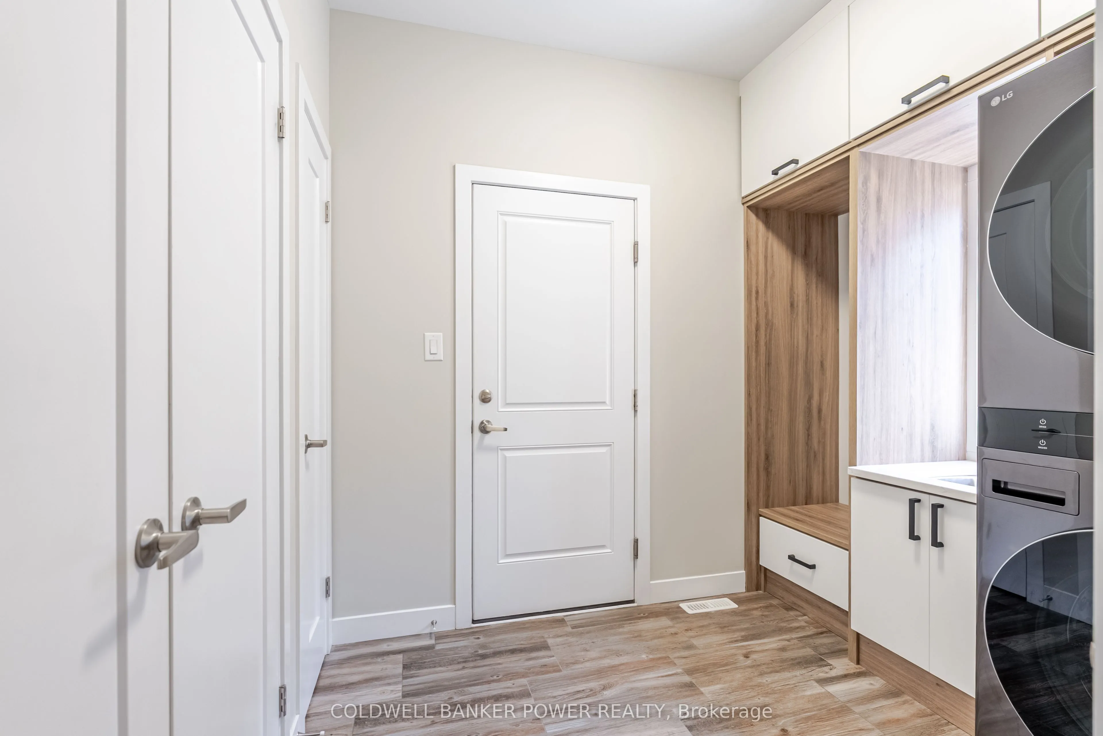 2224 Yellowbirch Place