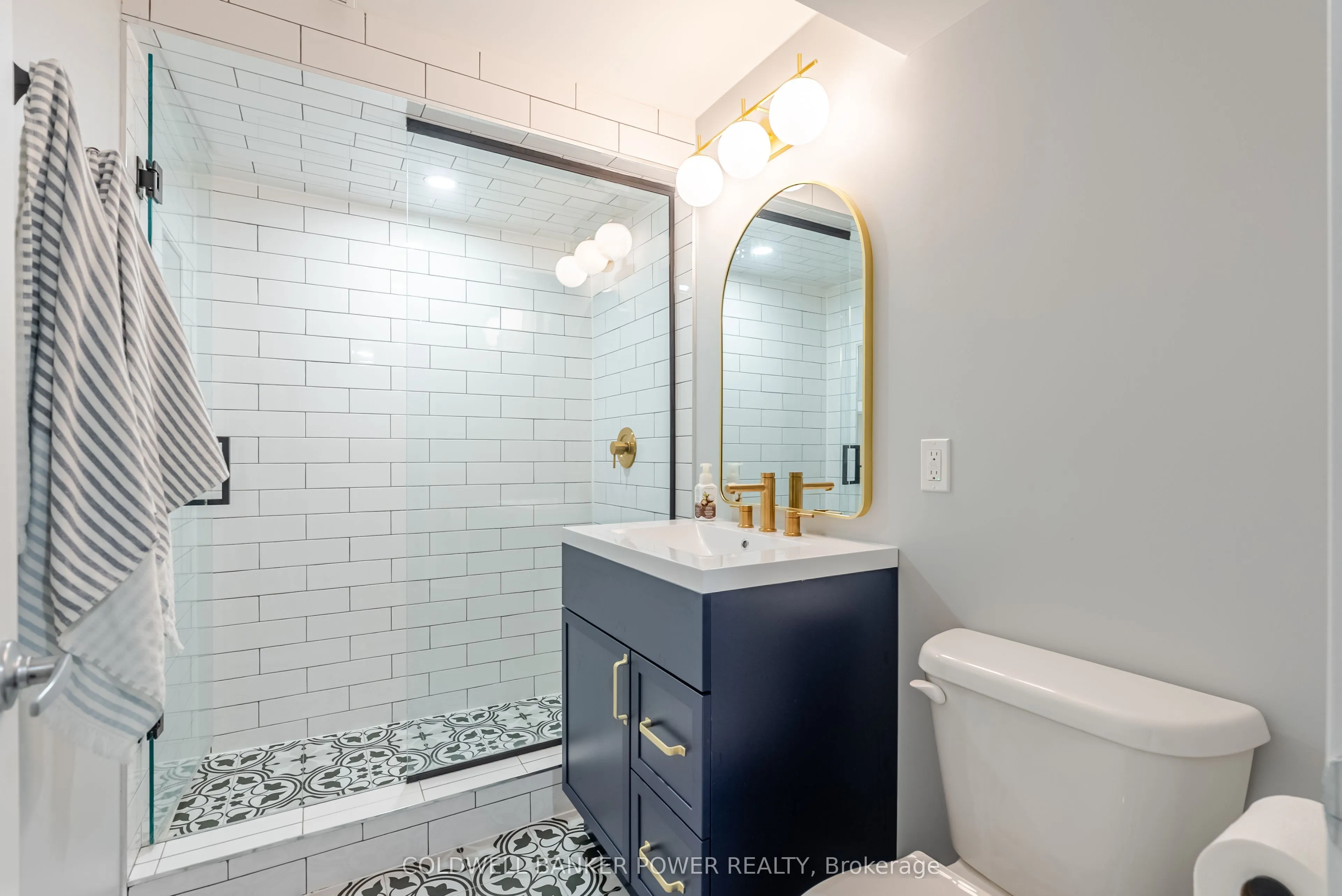 2224 Yellowbirch Place
