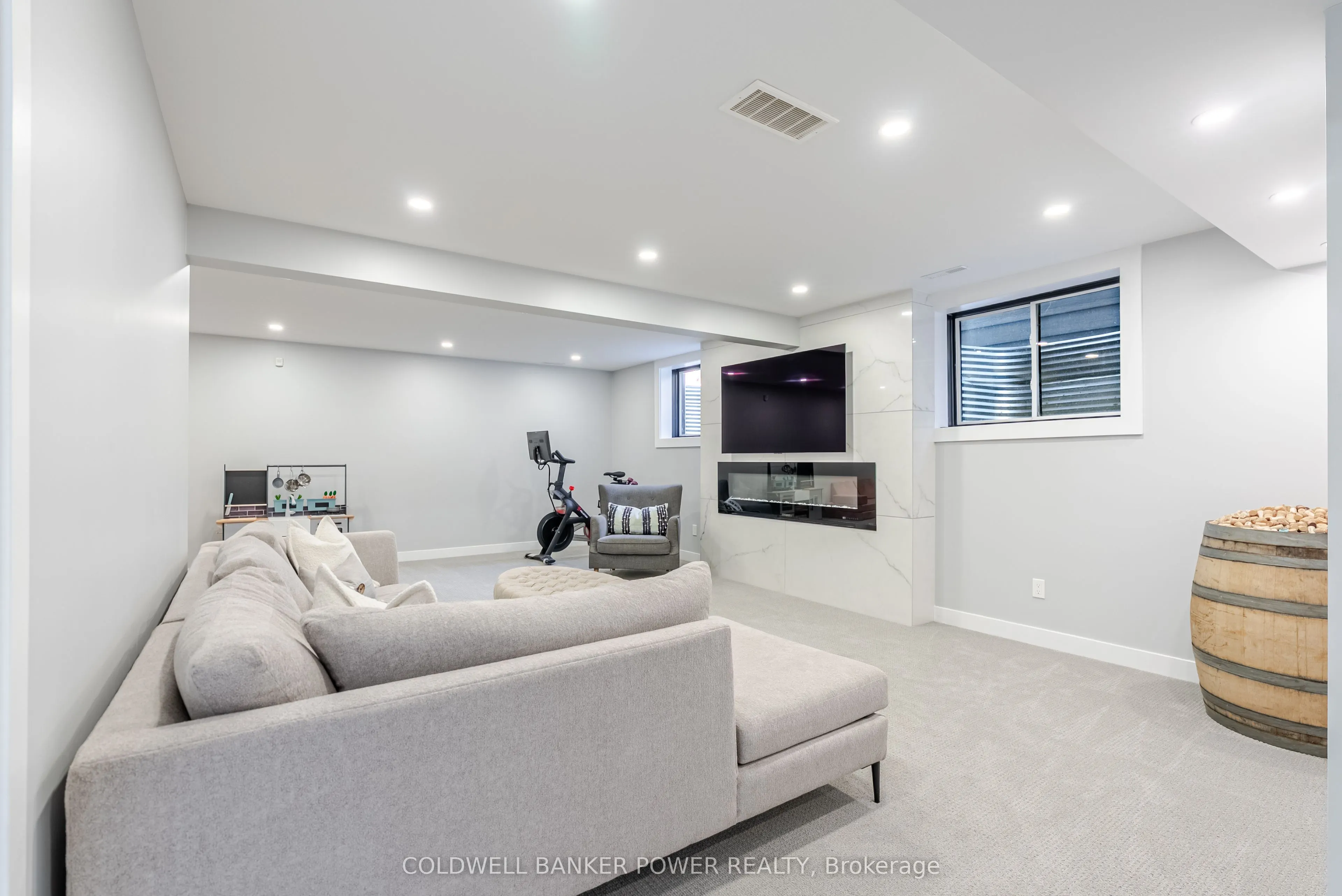 2224 Yellowbirch Place