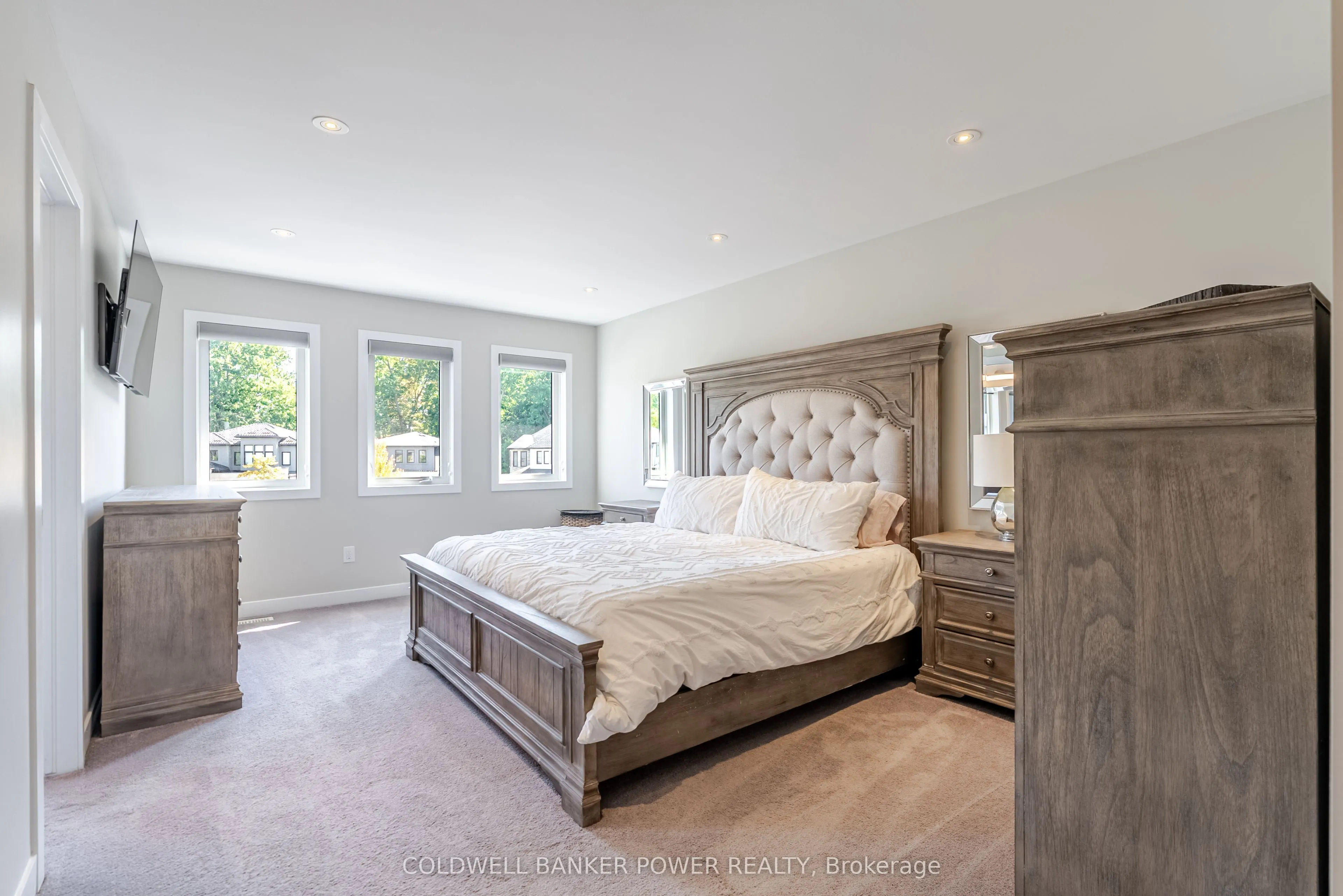 2224 Yellowbirch Place