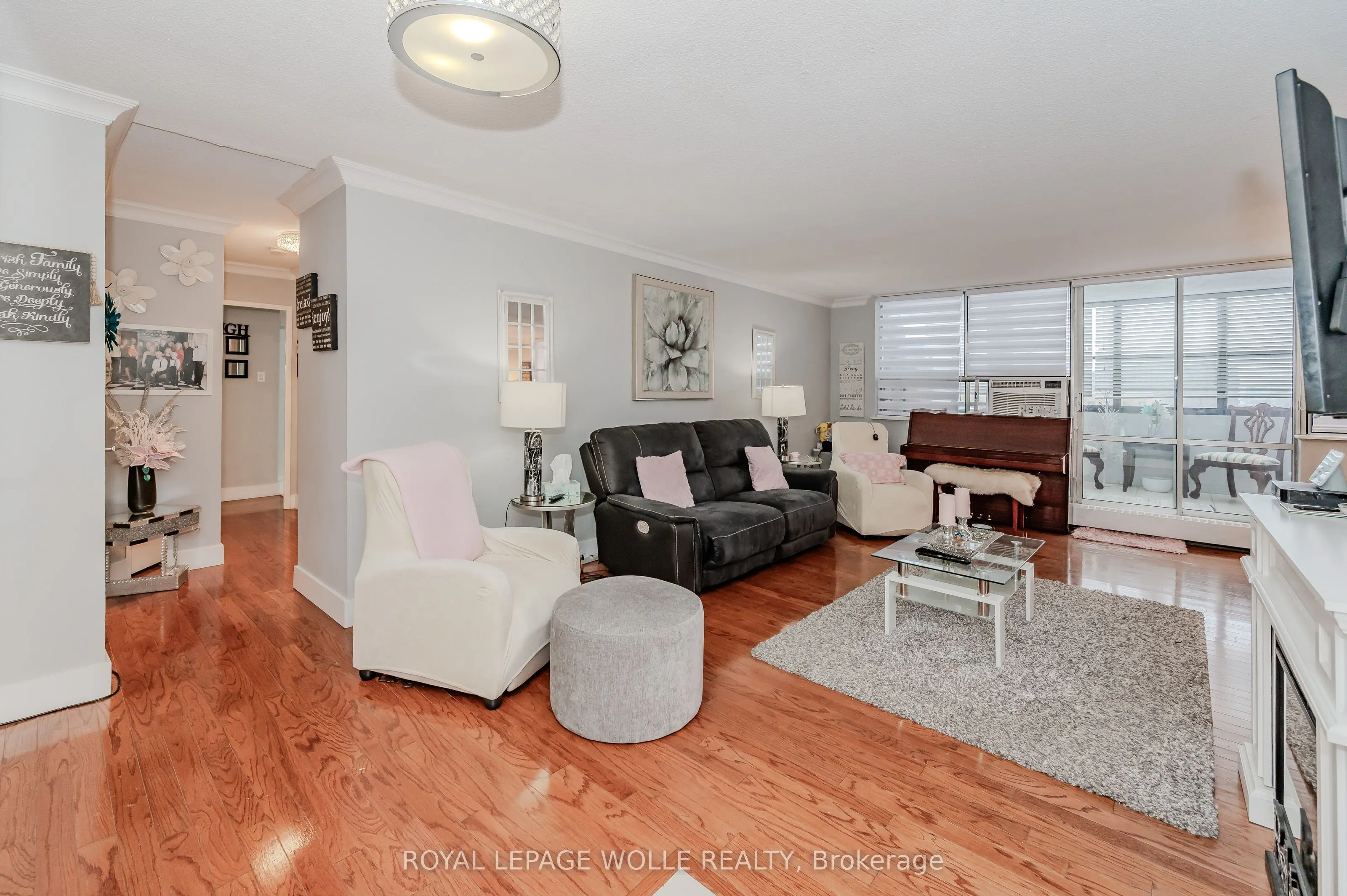 65 Westmount Road N, #801