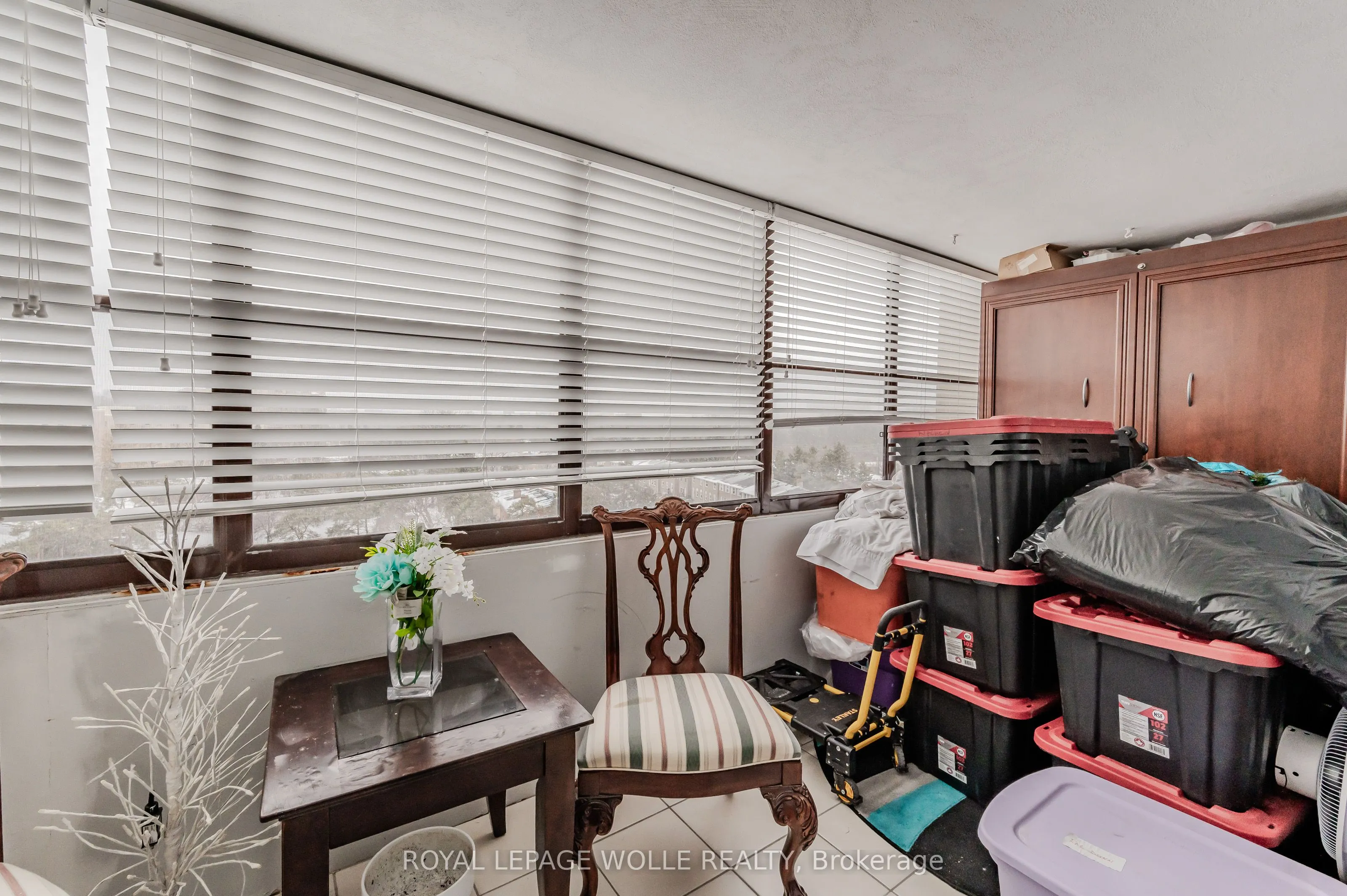 65 Westmount Road N, #801