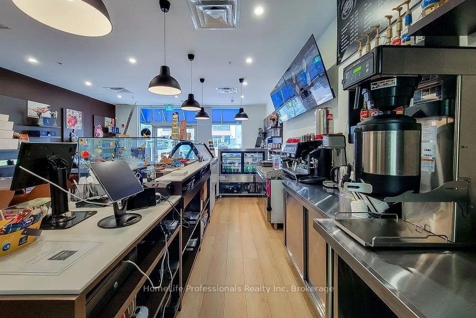 1040 Garner Road W, #C103