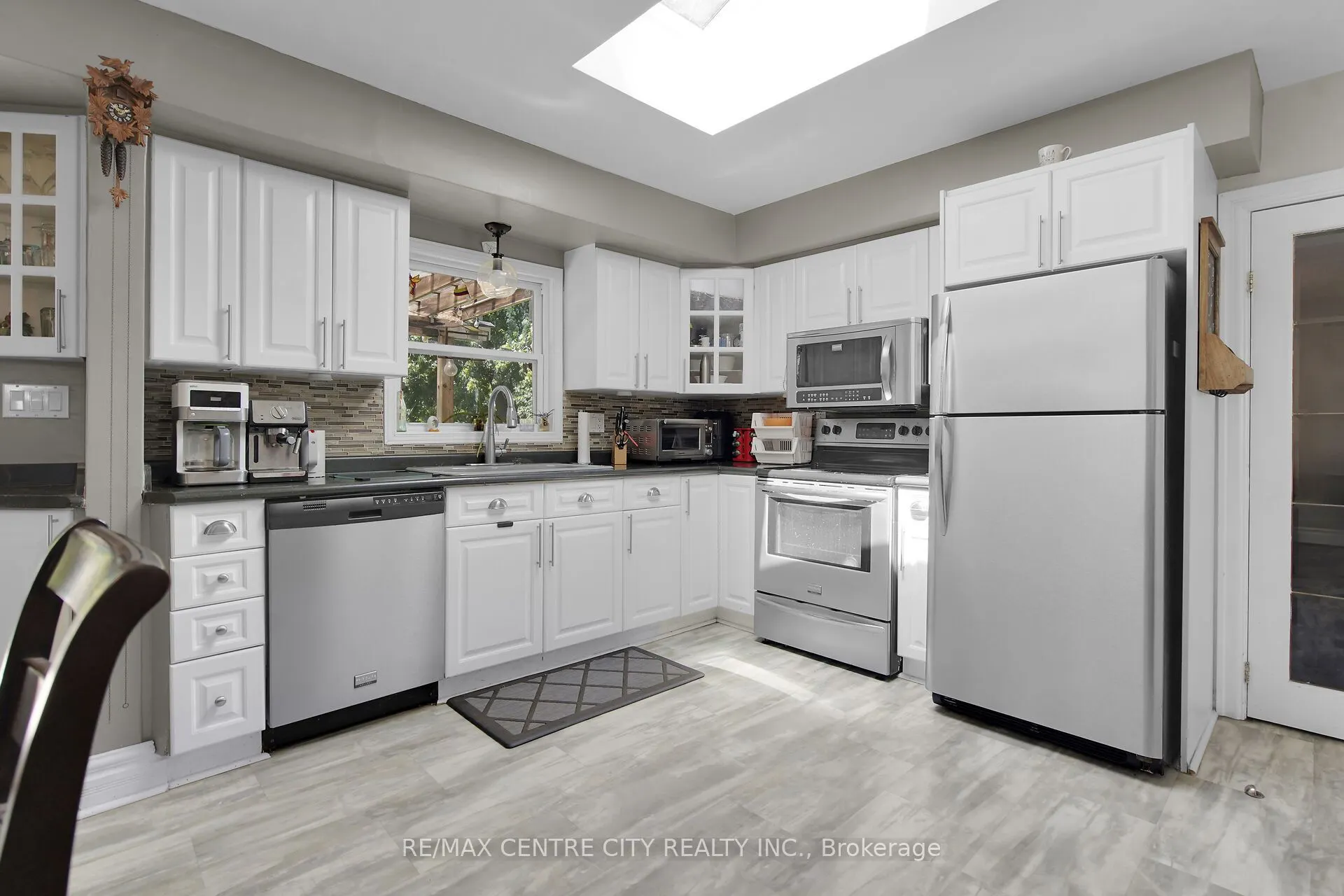 2103 Fanshawe Park Road W