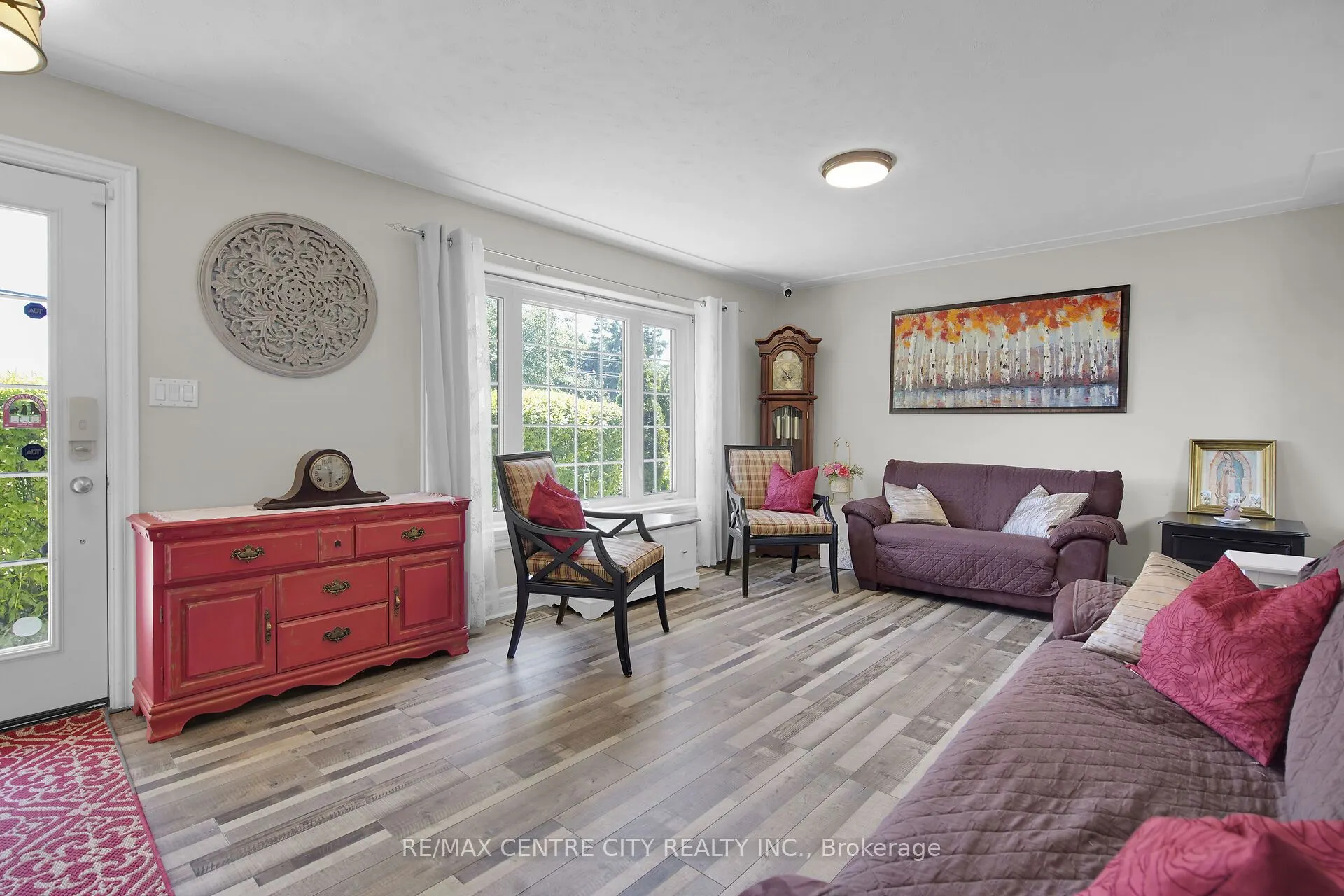 2103 Fanshawe Park Road W