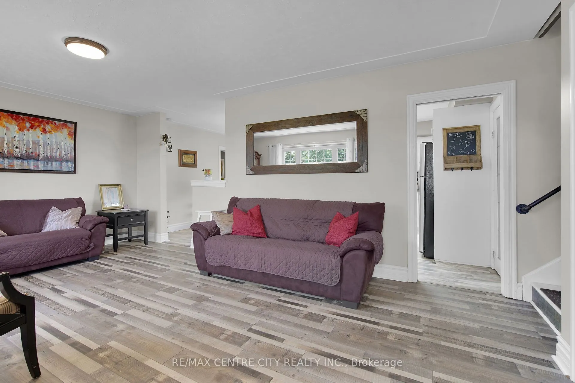 2103 Fanshawe Park Road W