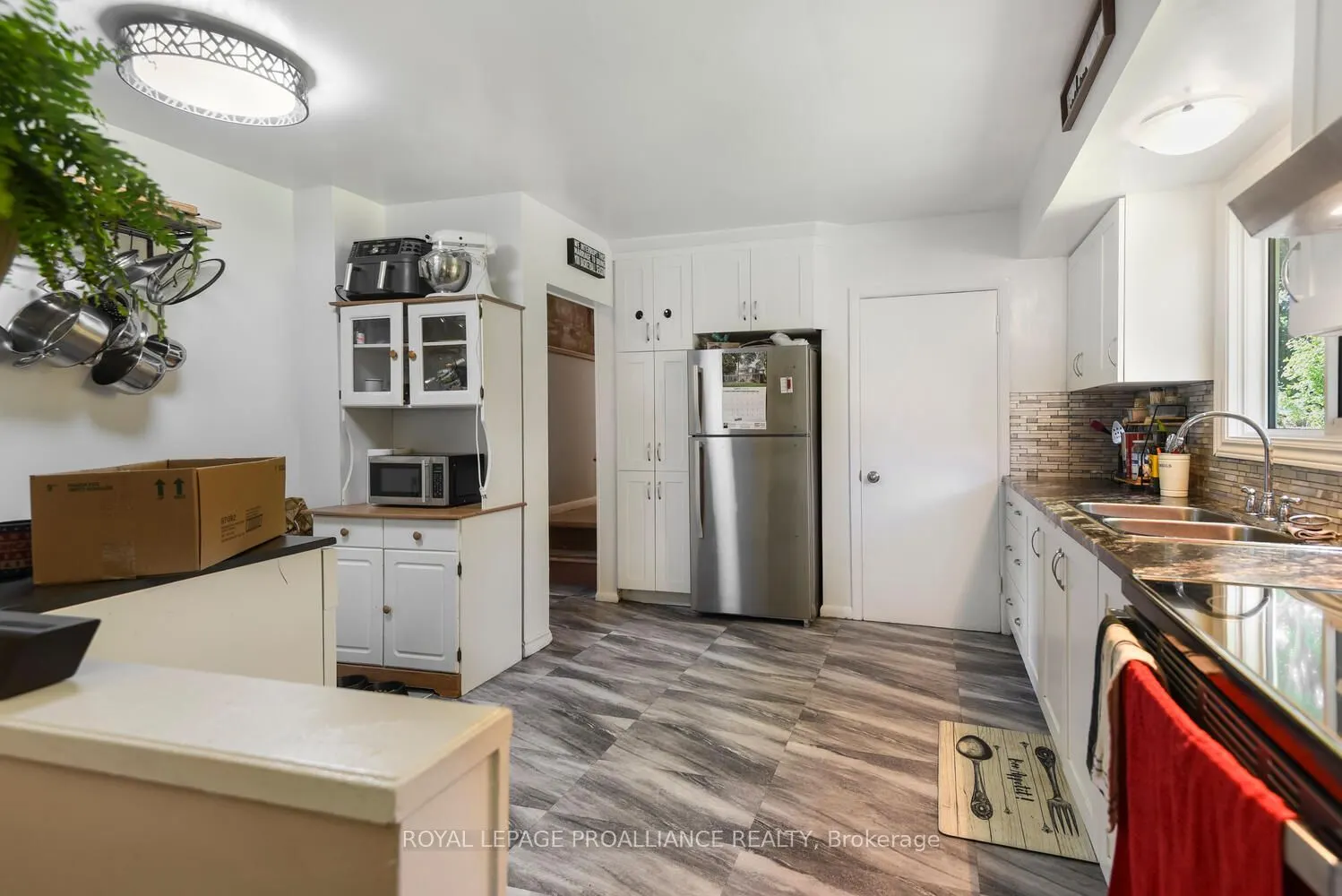 18 Convay Crescent