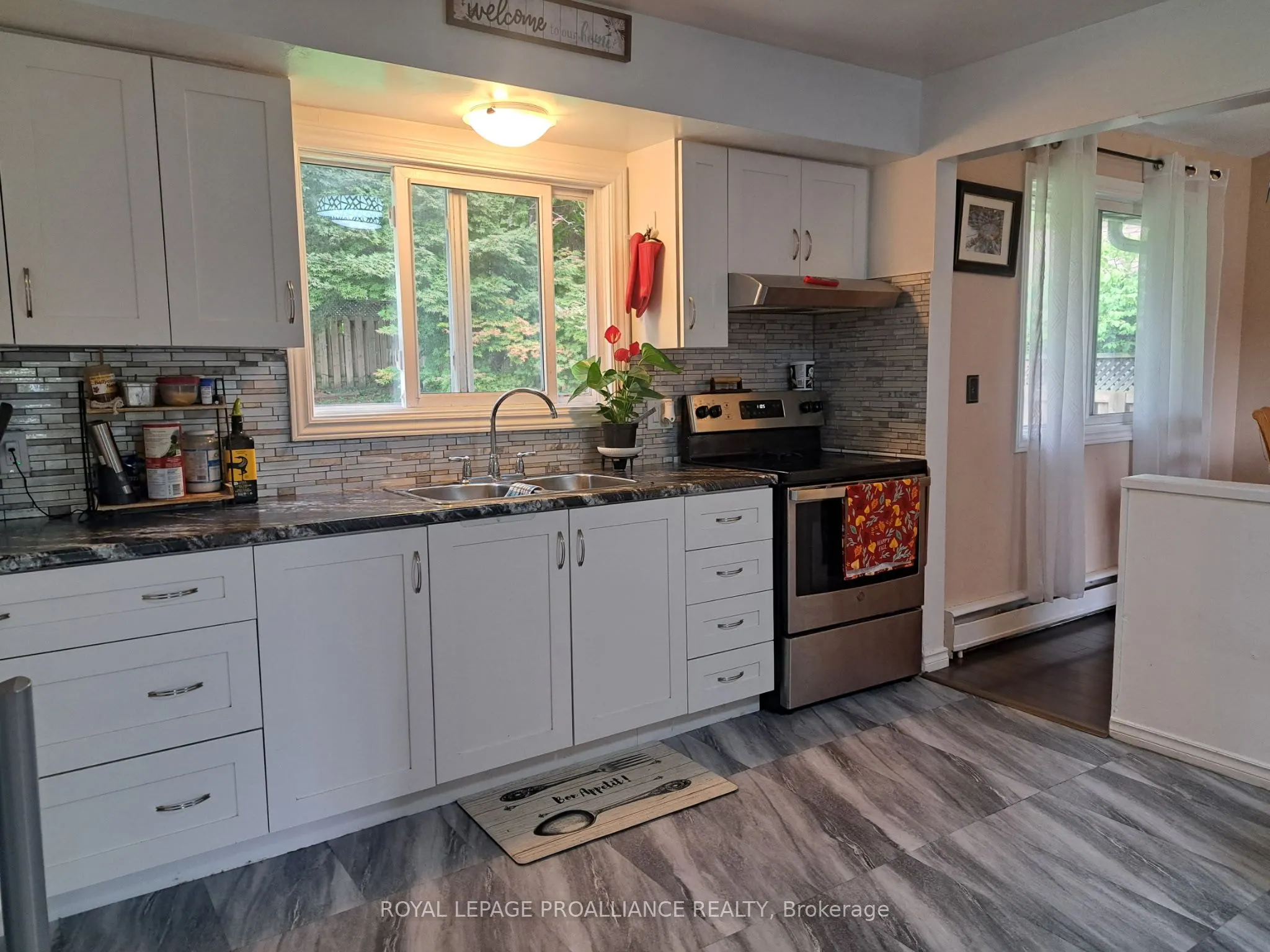 18 Convay Crescent