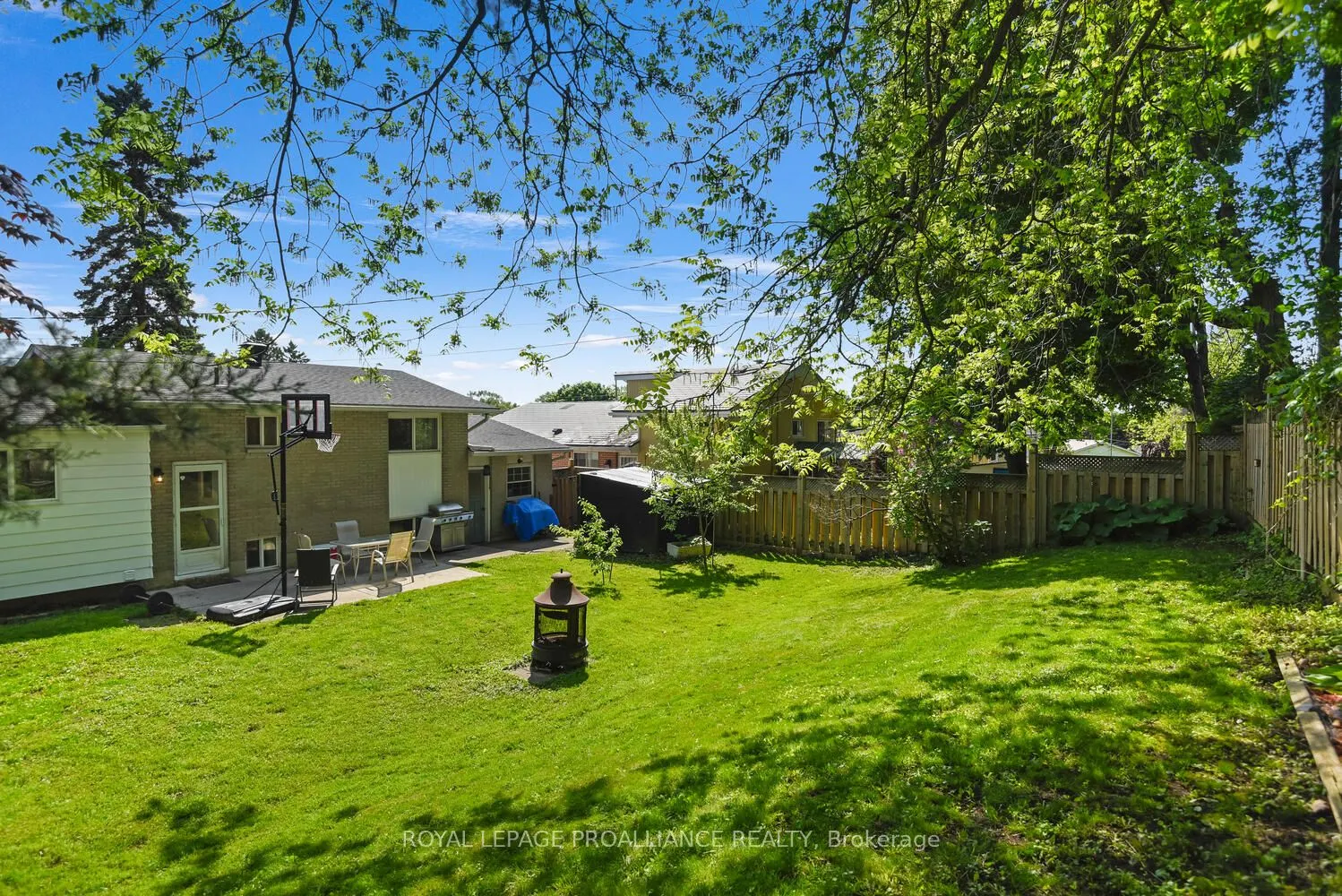 18 Convay Crescent
