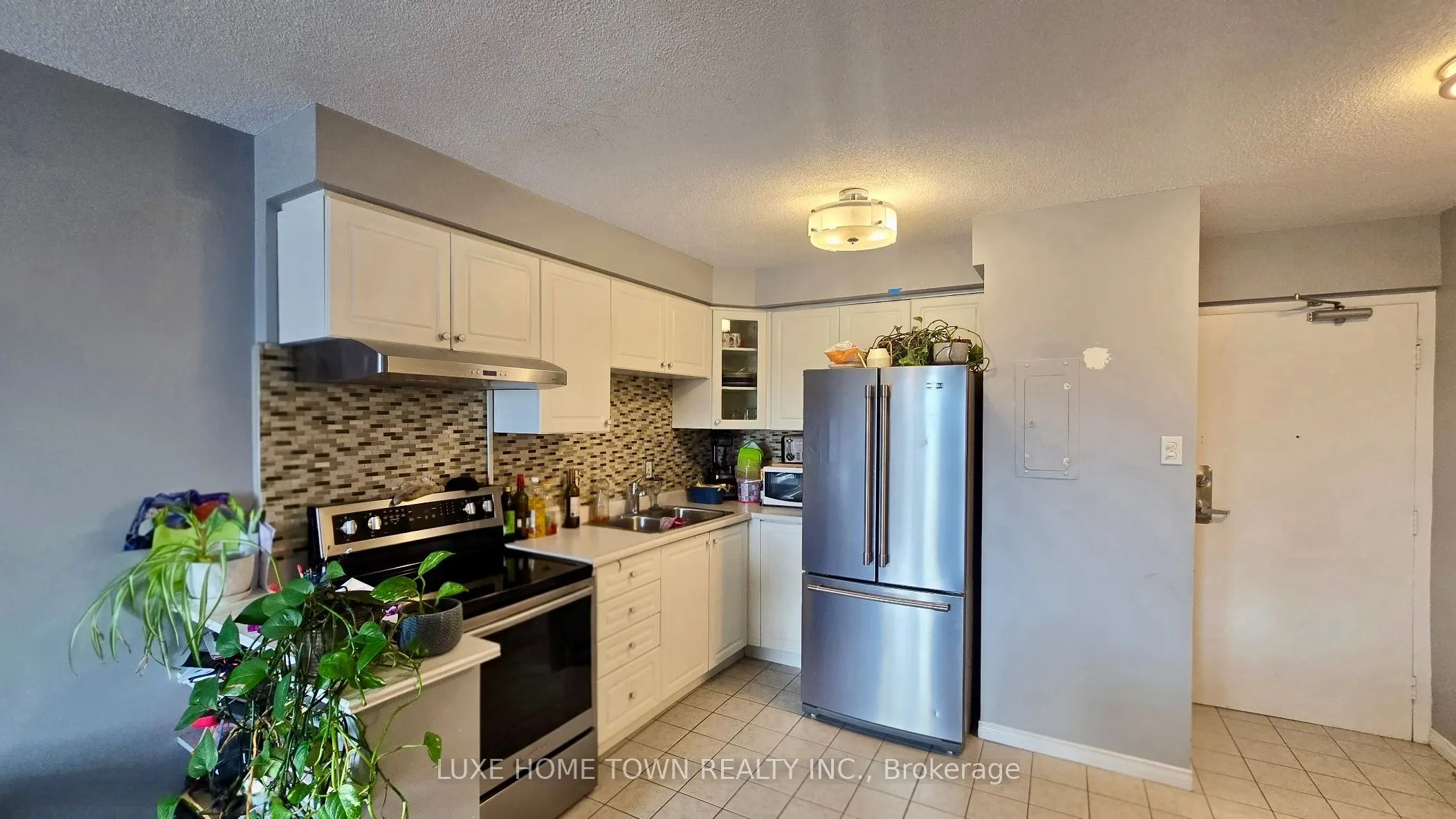 30 Summit Avenue, #503