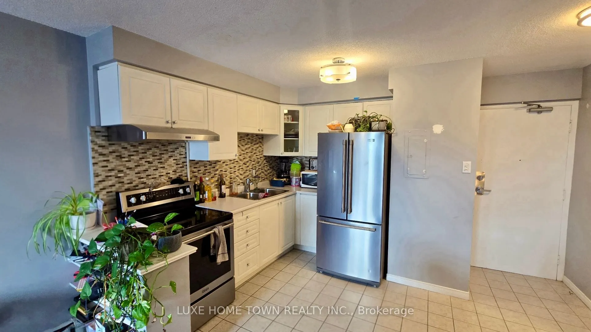 30 Summit Avenue, #503