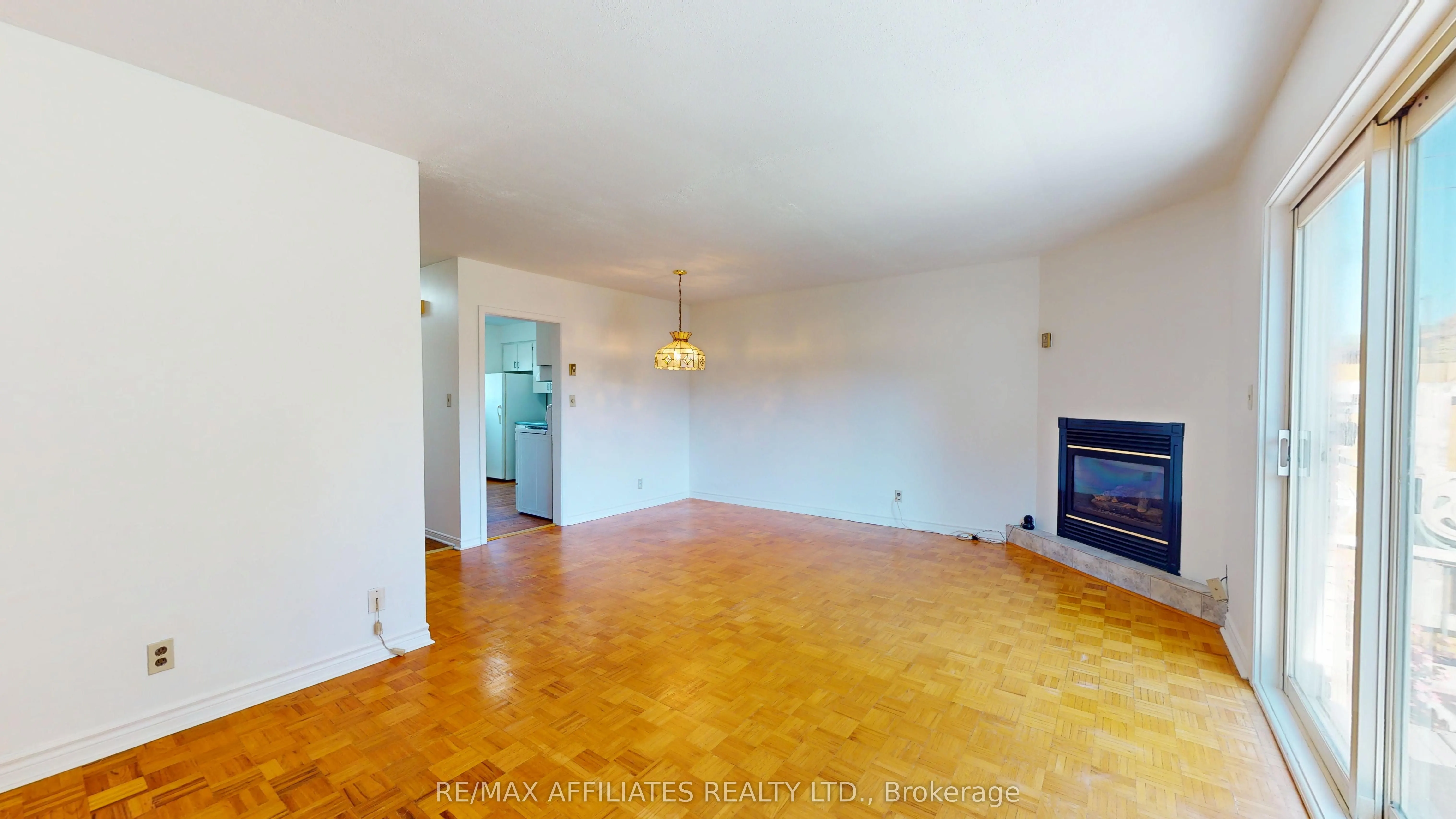 23 Maple Avenue