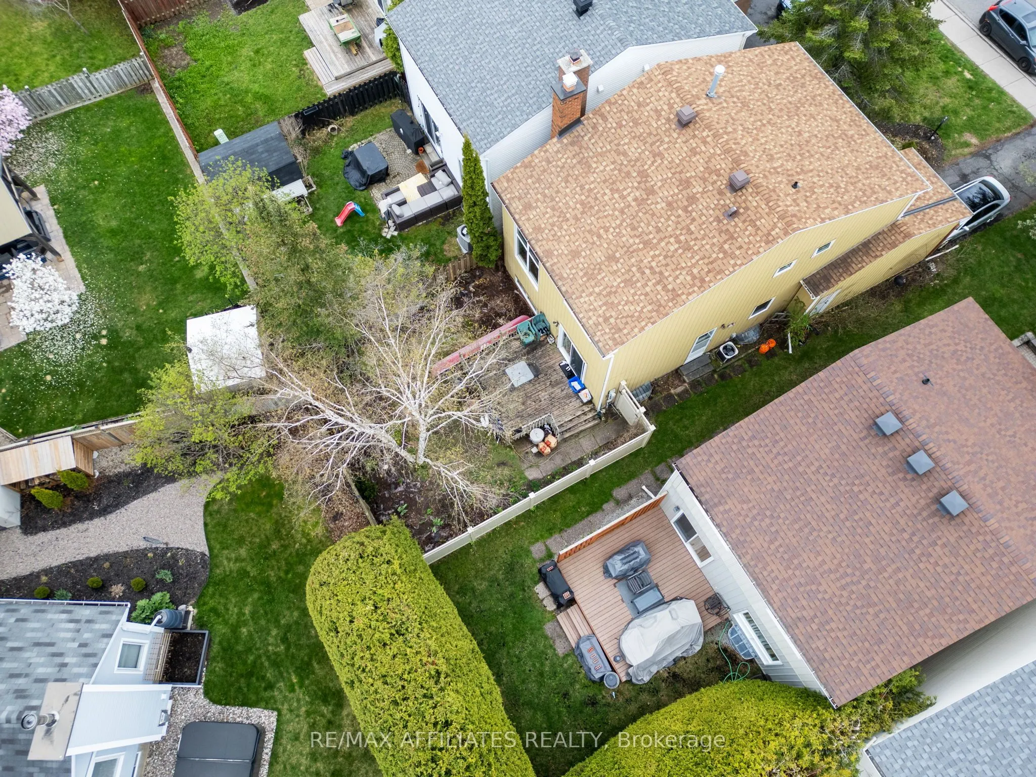 43 Bluegrass Drive