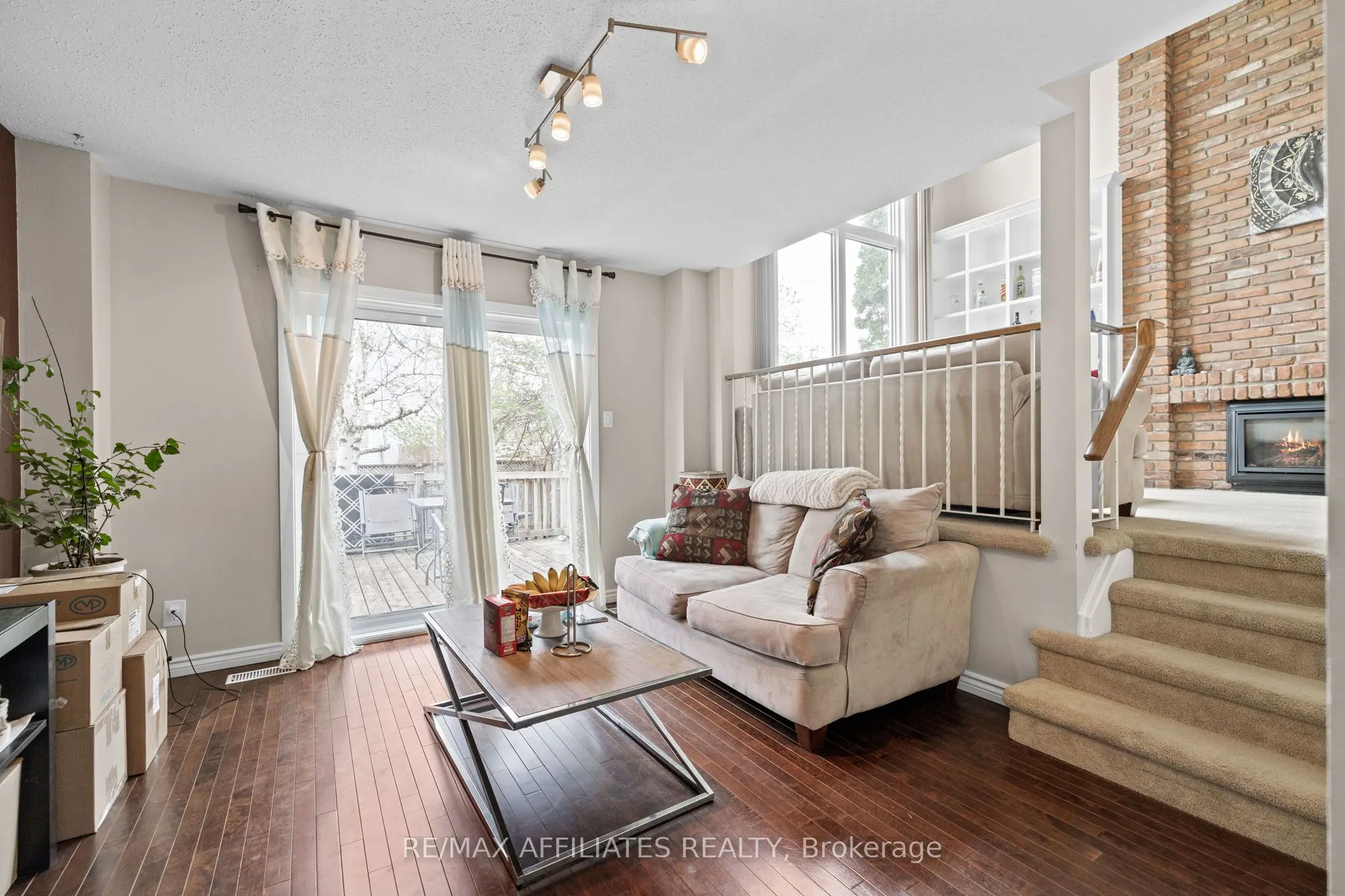 43 Bluegrass Drive