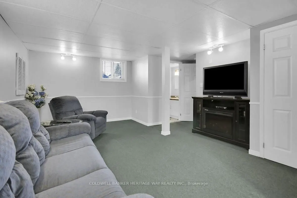 36 McDermot Court, #42