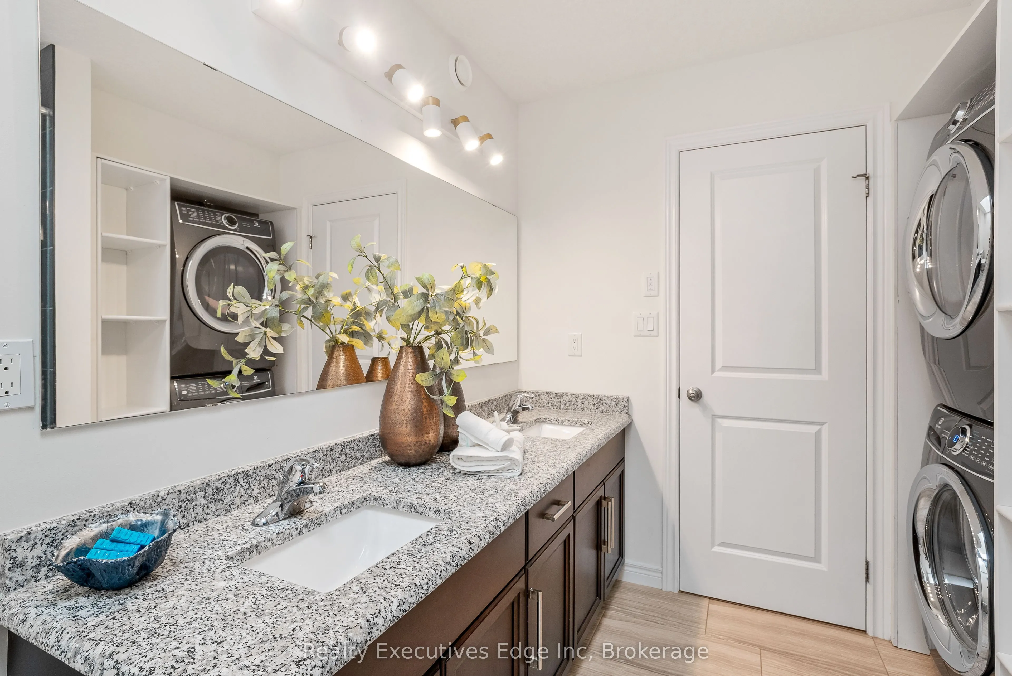 145 Rivertrail Avenue