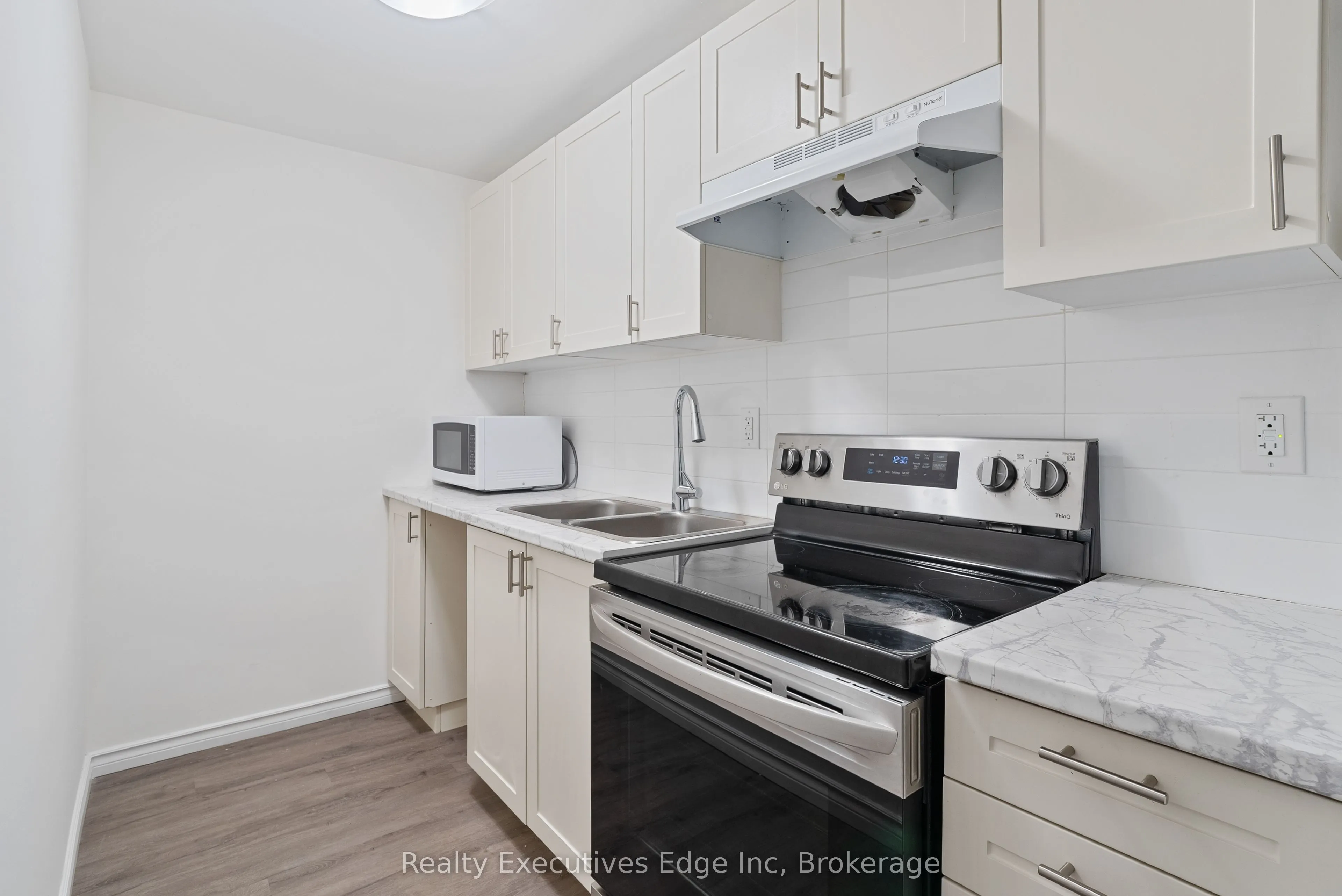 145 Rivertrail Avenue