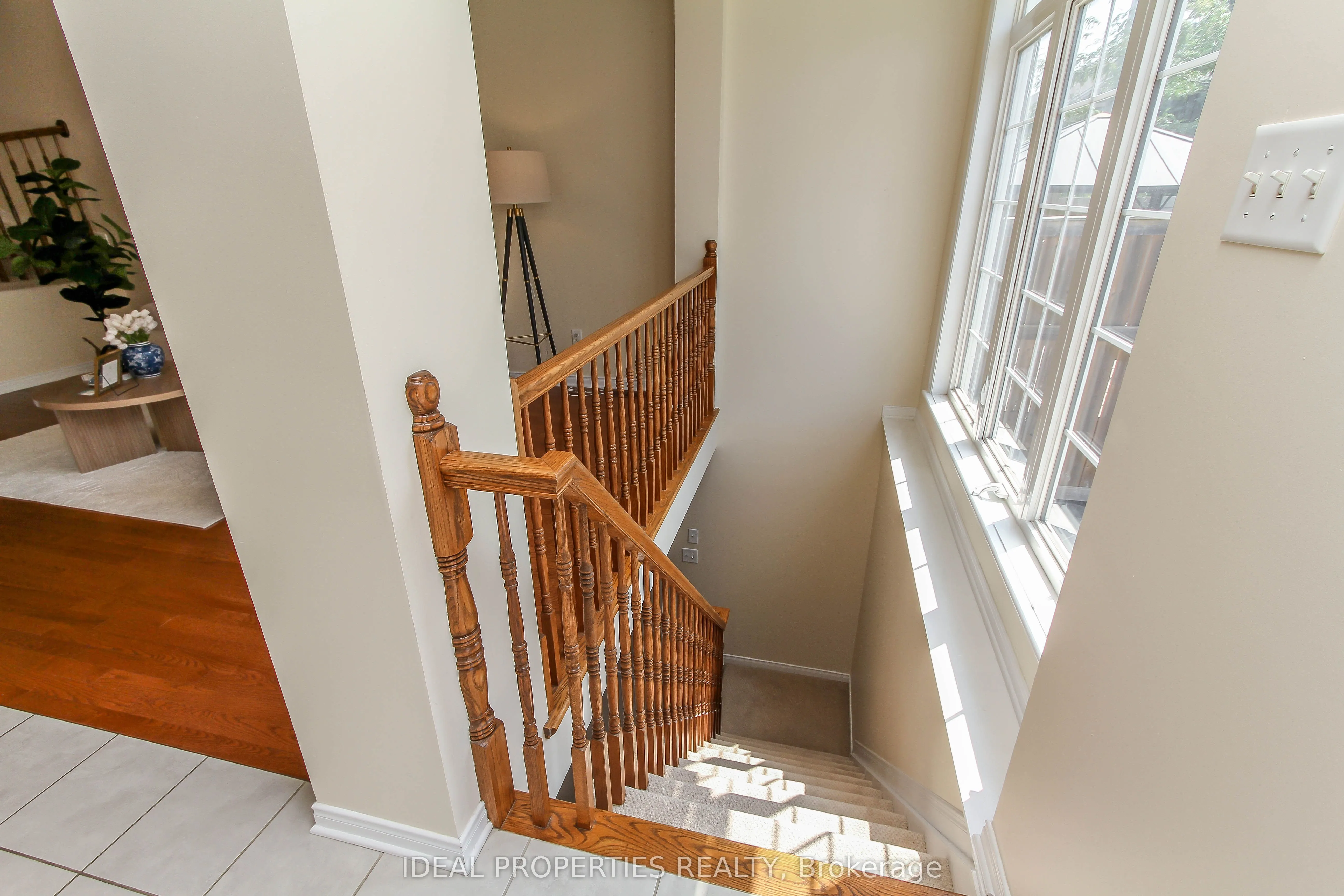 565 Pepperville Crescent