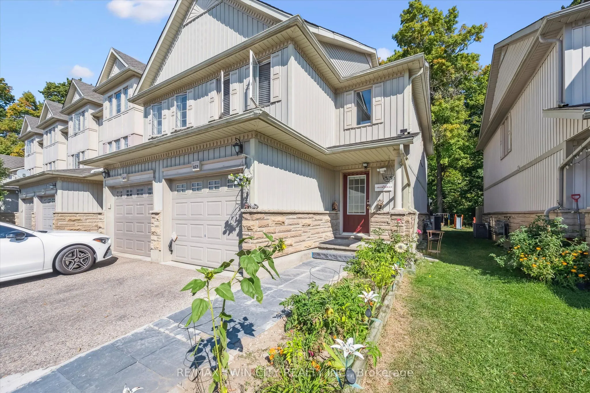 110 Activa Avenue, #29
