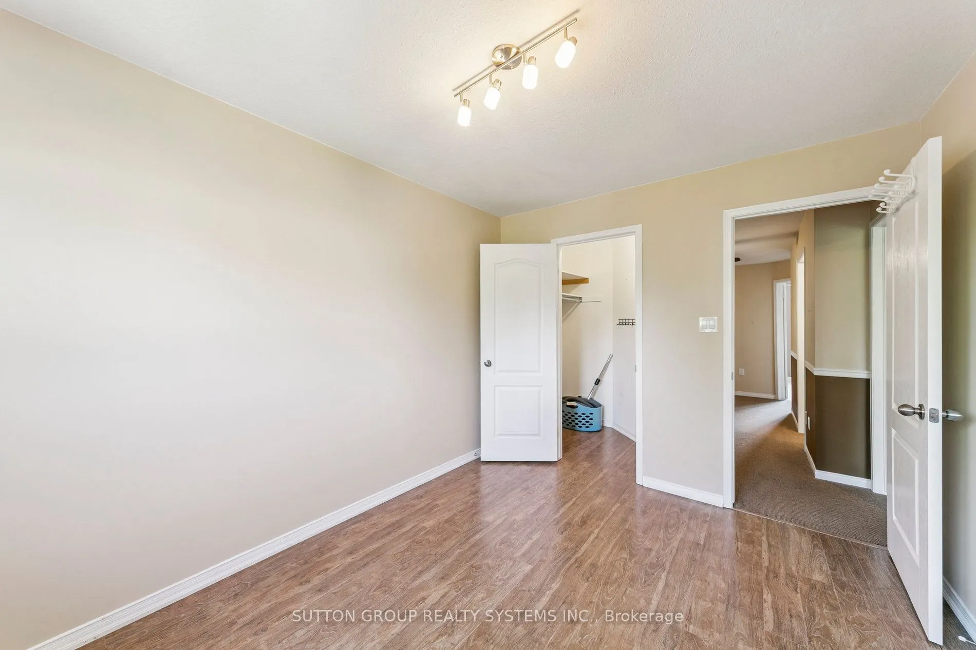 57 Foxborough Drive