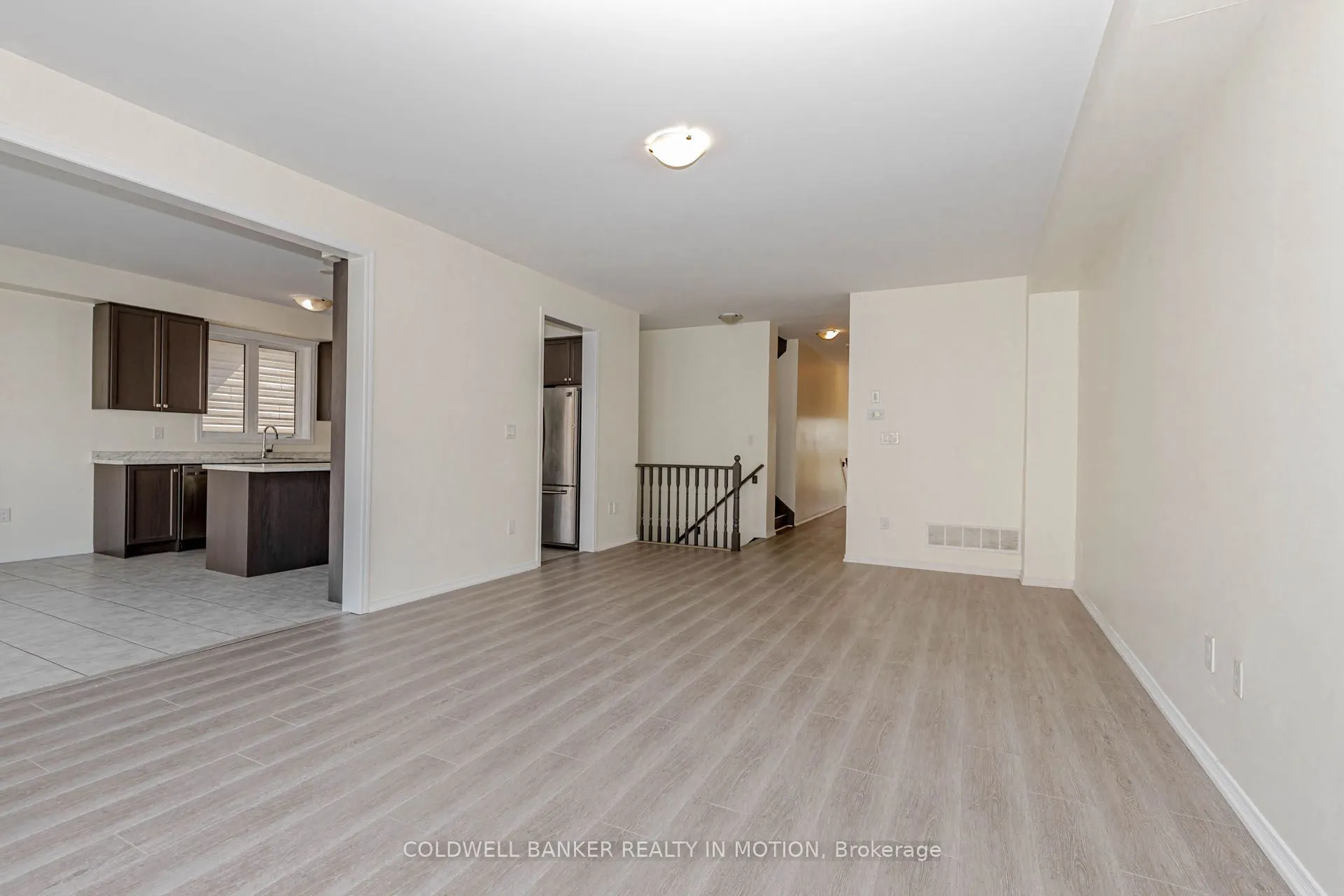 6 ALEXANDRA Drive