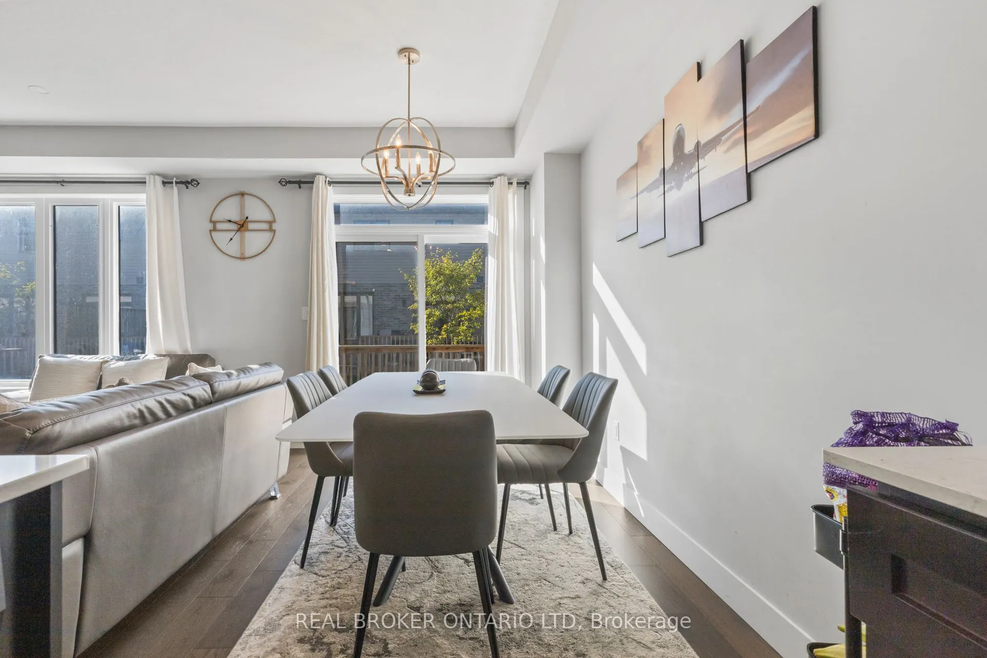 1960 DALMAGARRY Road, #43