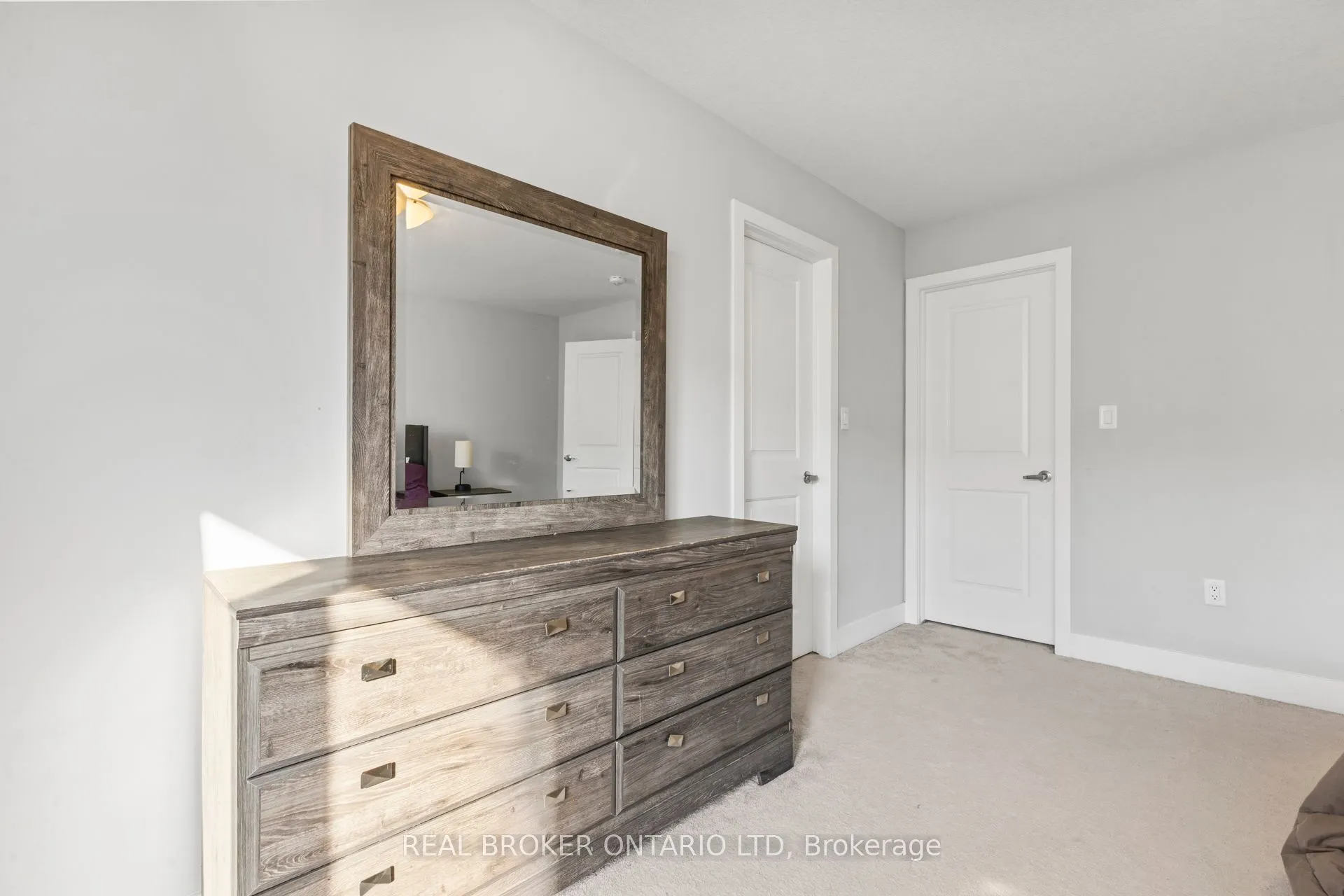 1960 DALMAGARRY Road, #43