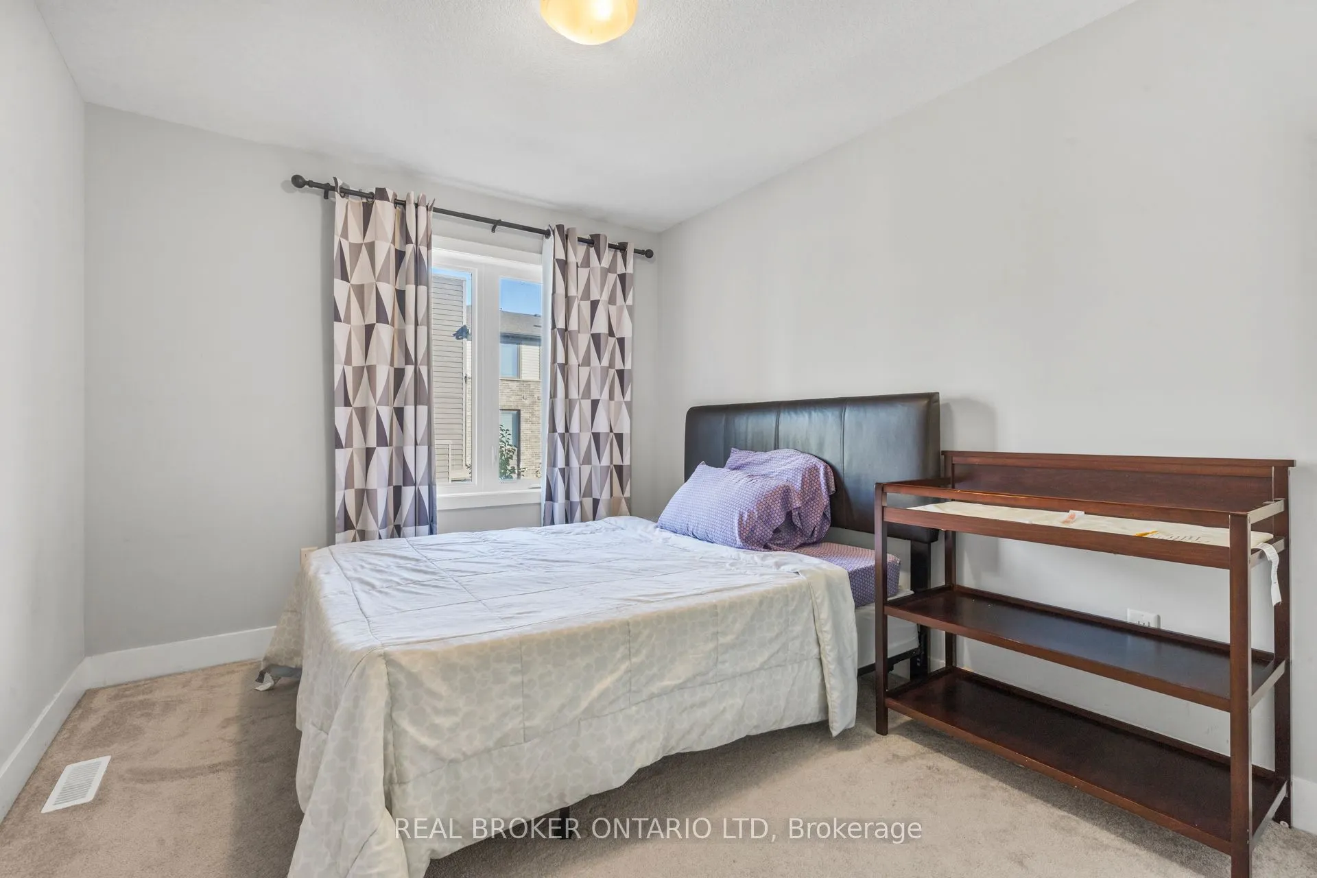 1960 DALMAGARRY Road, #43