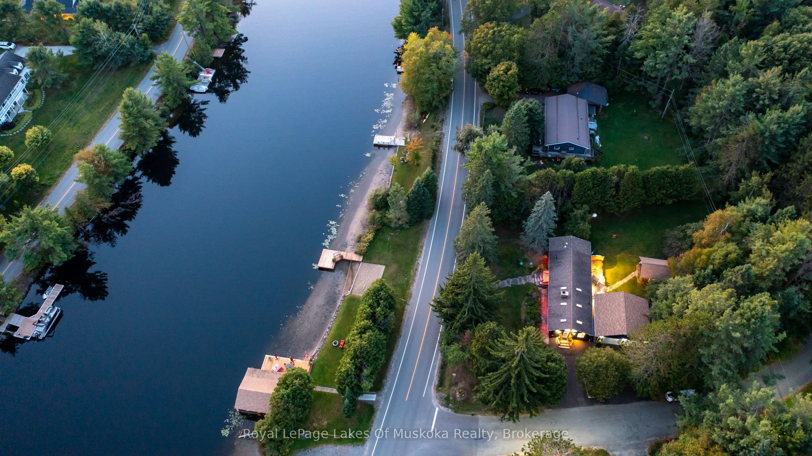 2 Leslie Drive W