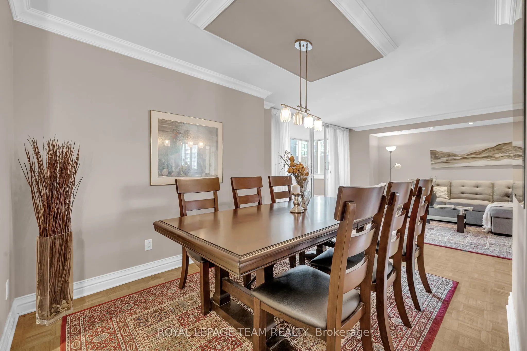 160 GEORGE Street, #905
