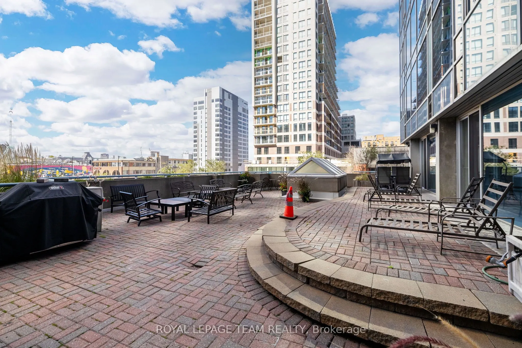 160 GEORGE Street, #905