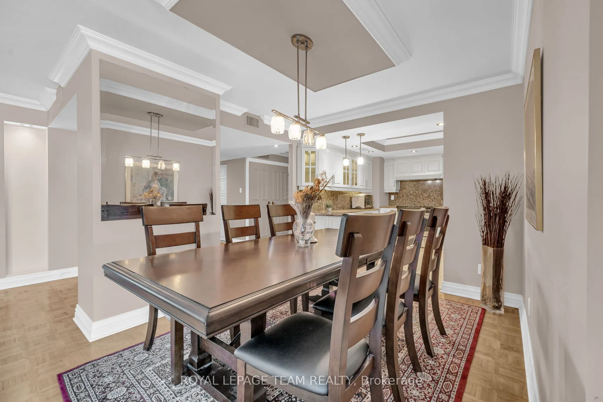 160 GEORGE Street, #905