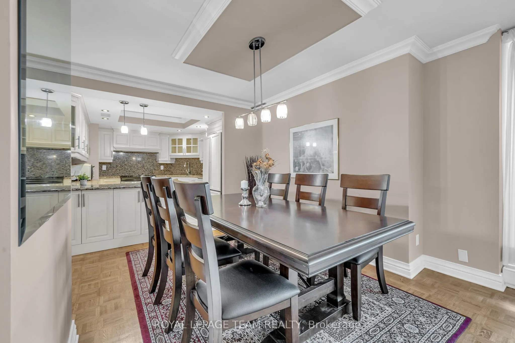 160 GEORGE Street, #905