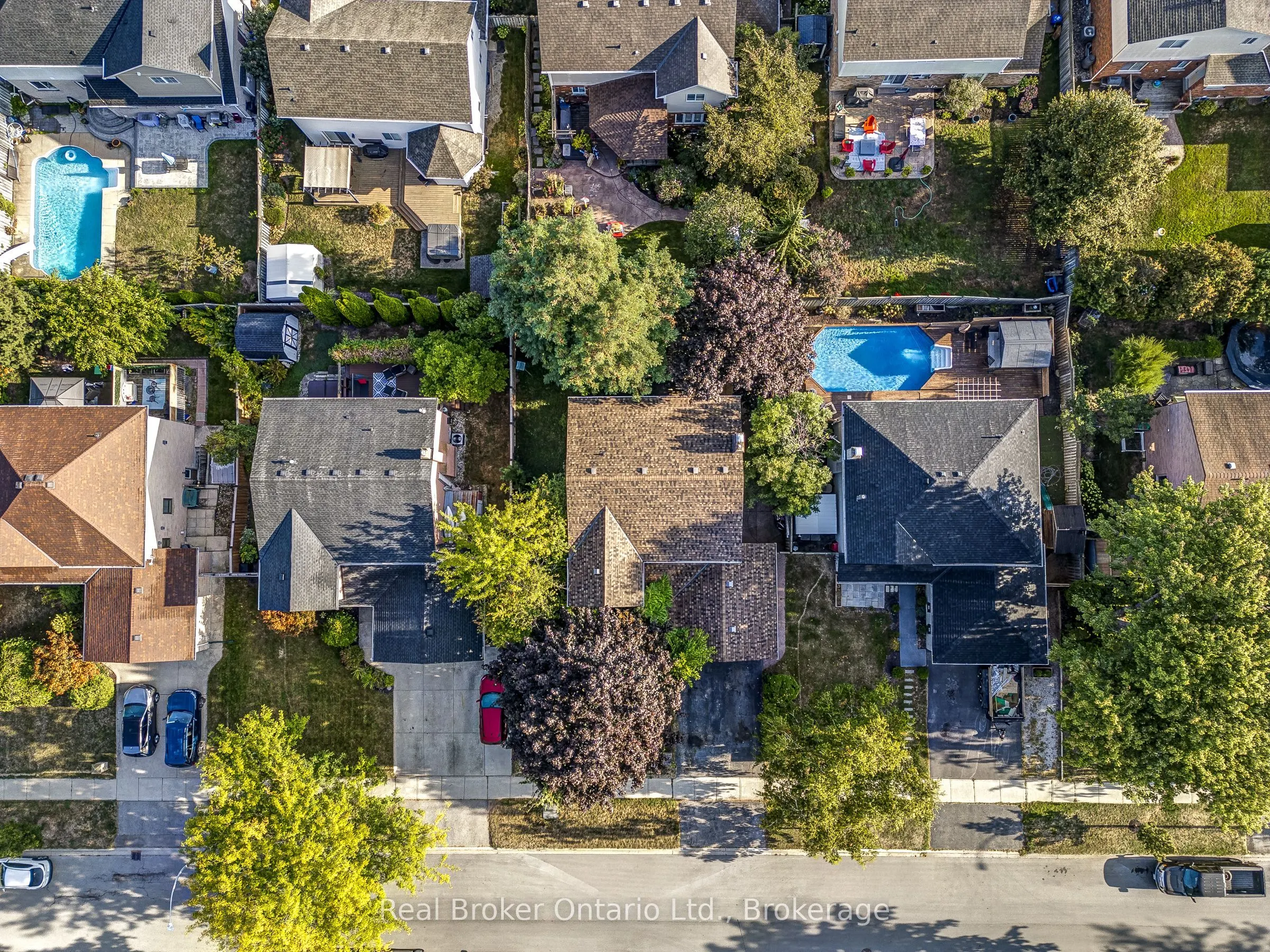 10 Jeanette Avenue