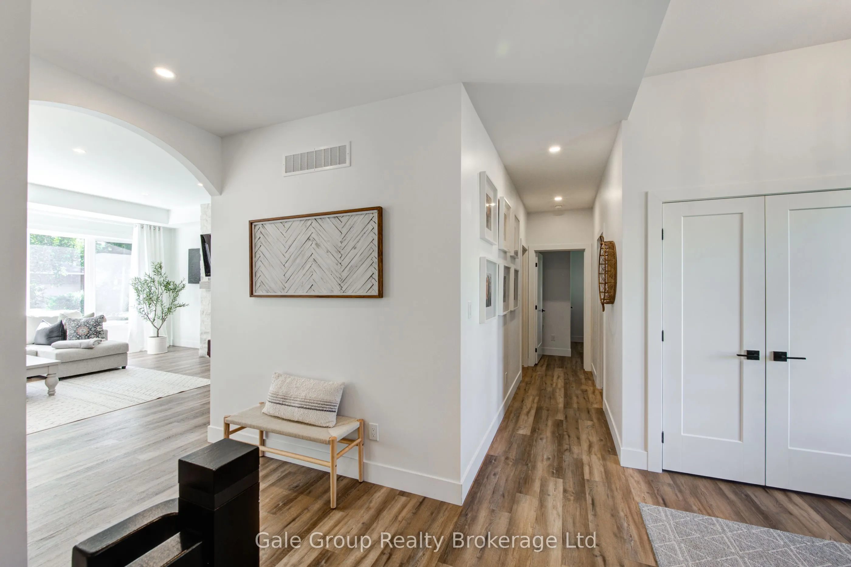 59 North Street W
