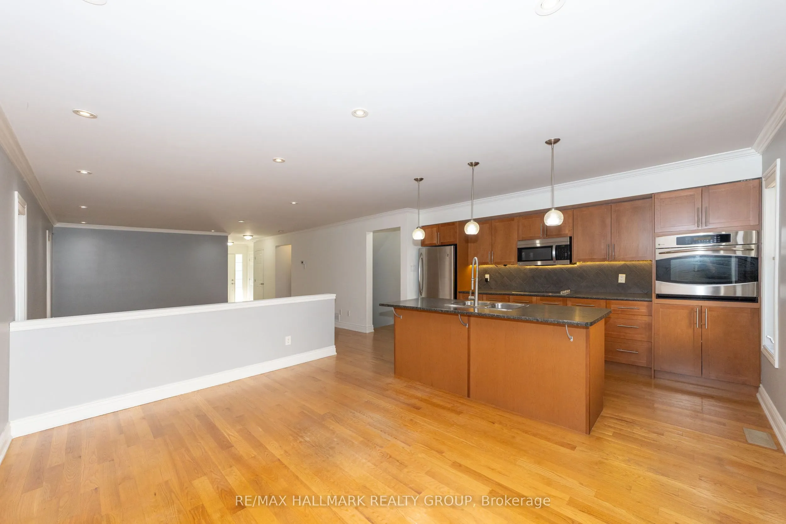 2797 ST. STEPHEN'S Street