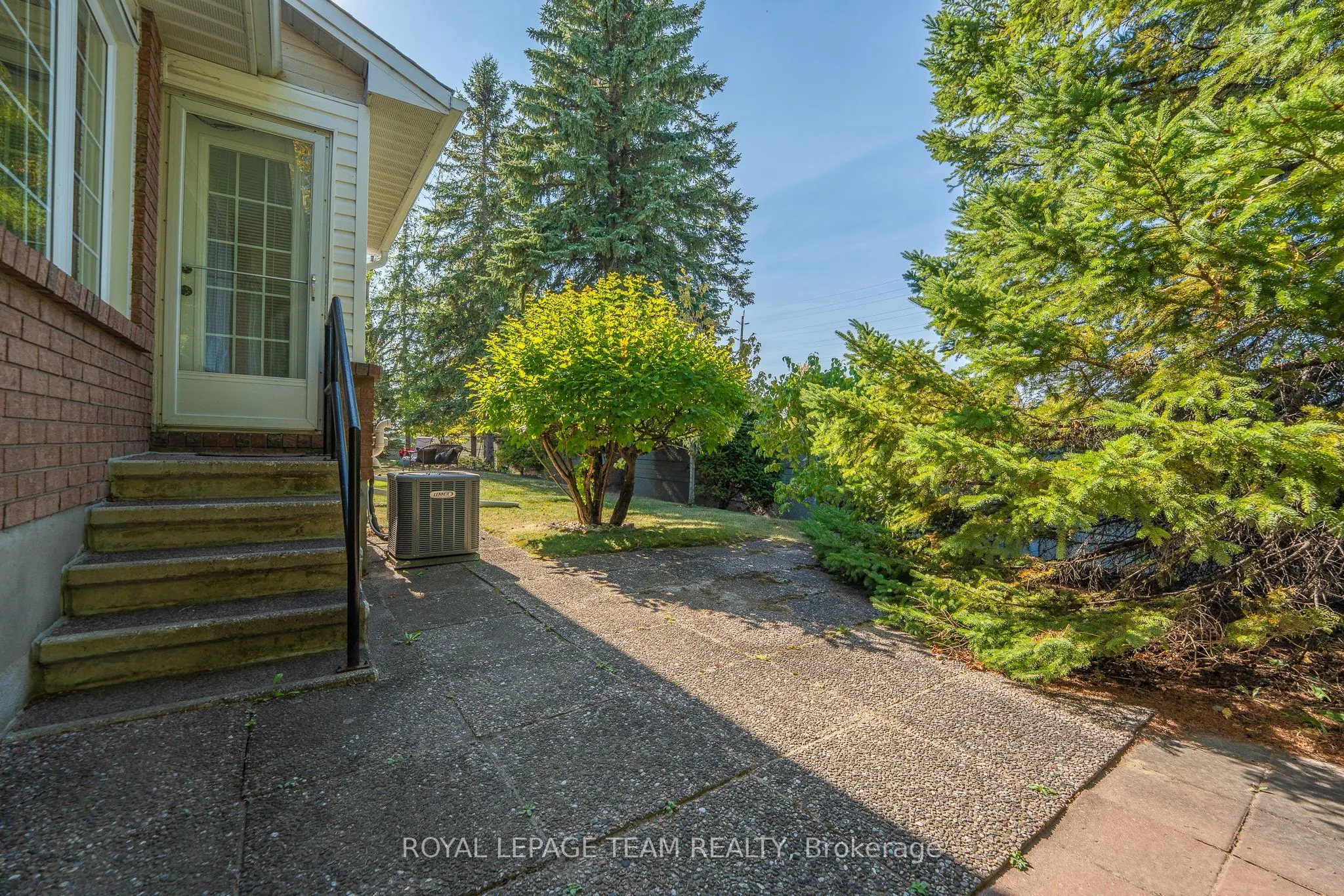 16 Oyster Bay Court, #48