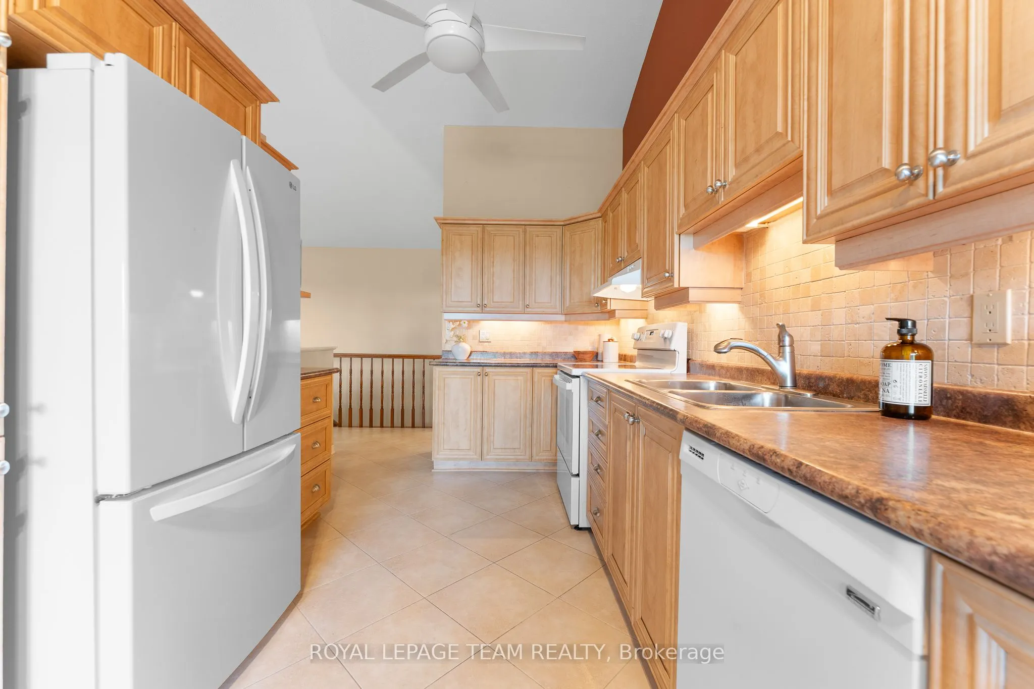 16 Oyster Bay Court, #48